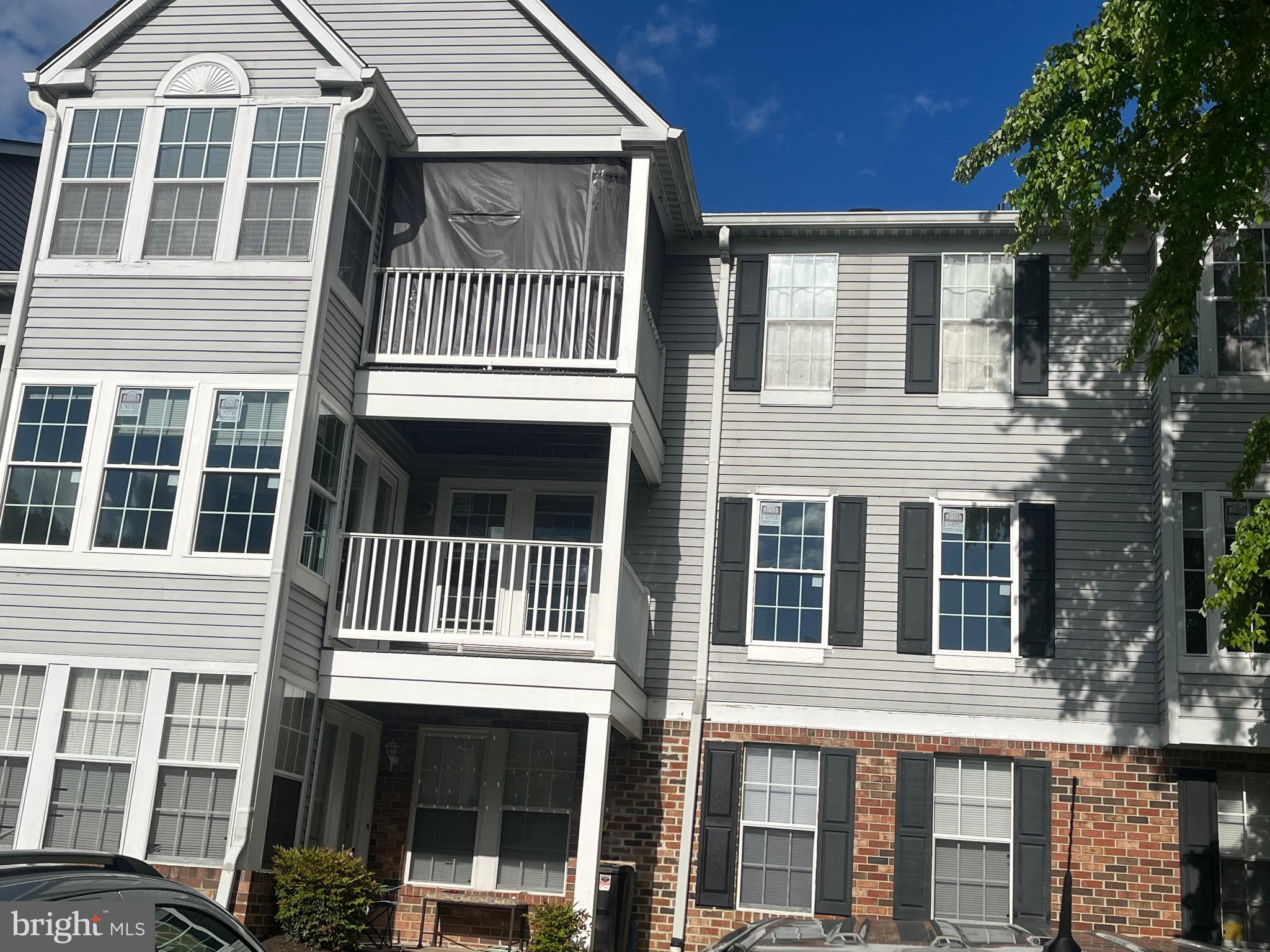 WOODBRIDGE CENTER - Residential Lease