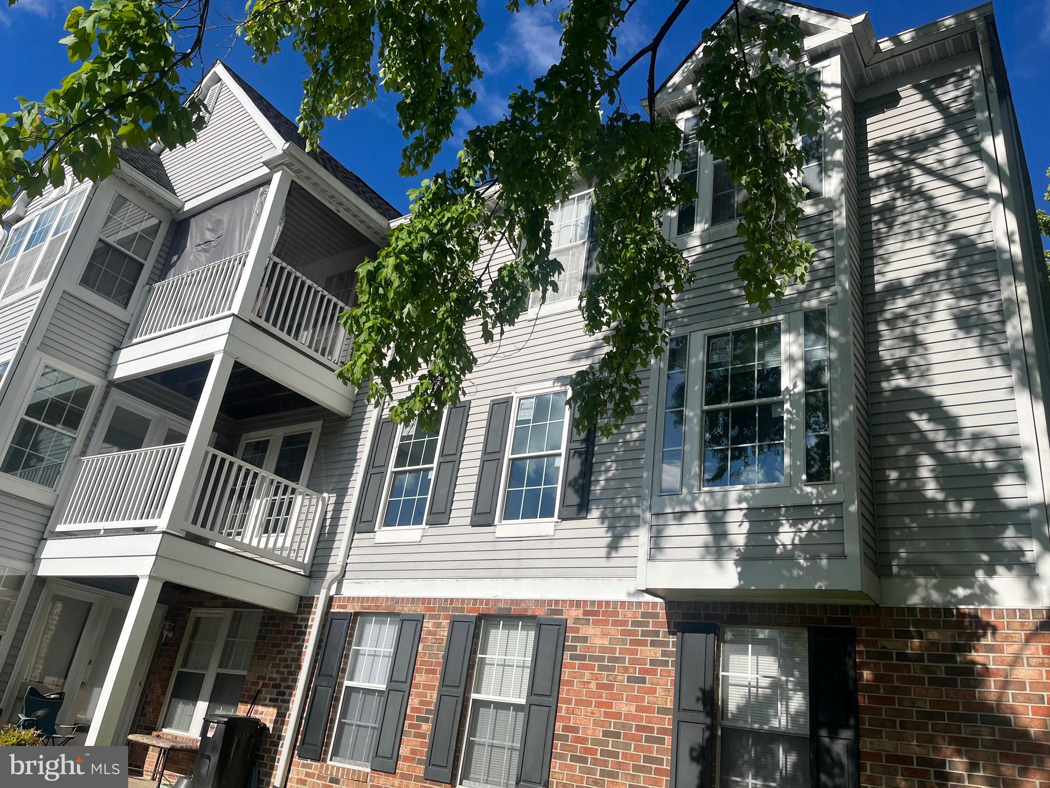 WOODBRIDGE CENTER - Residential Lease