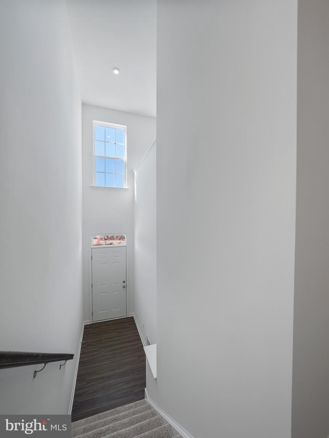 OVERLOOK AT RIVERSIDE TOWNHOMES - Residential Lease