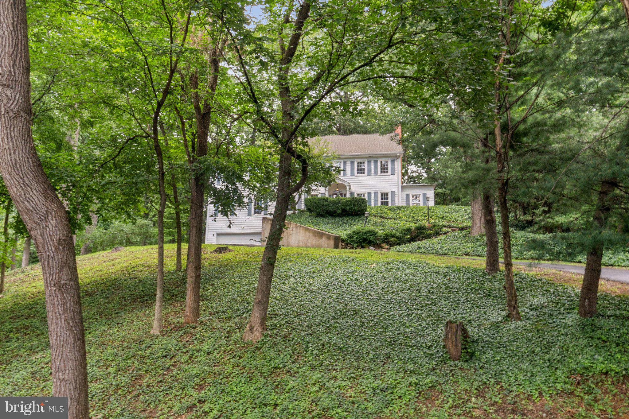 ARLINGTON RIDGE - Residential