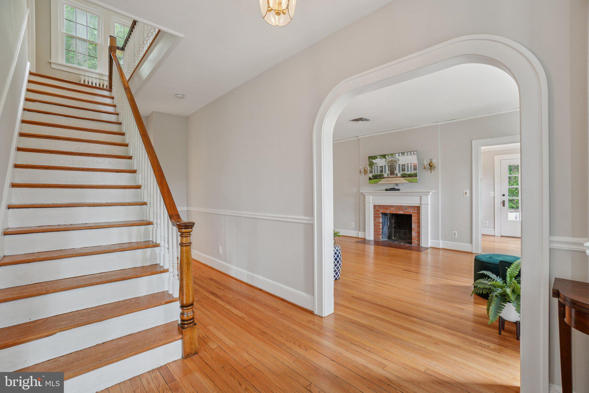1805 ARMY NAVY DRIVE