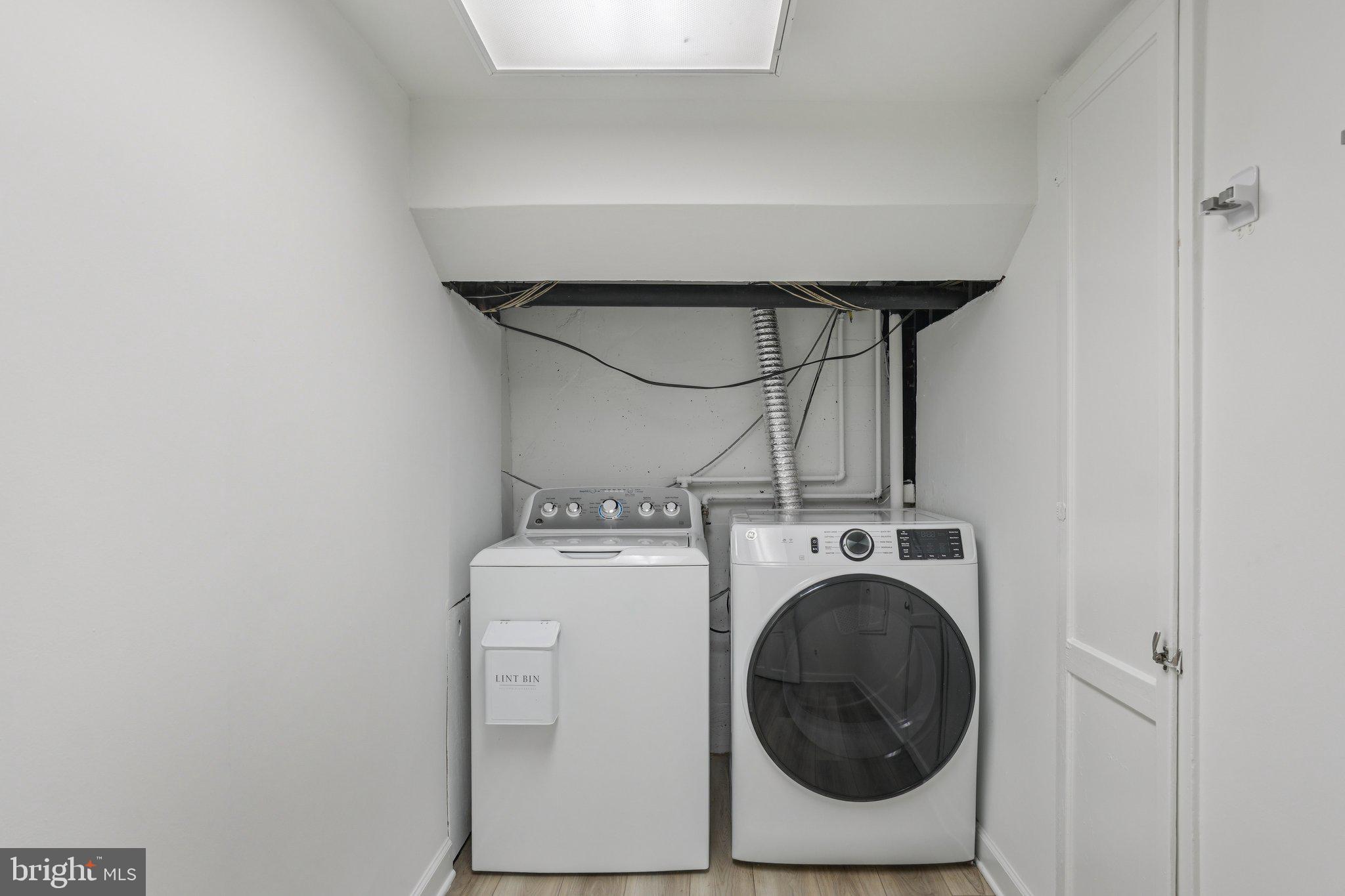 ARLINGTON RIDGE - Residential