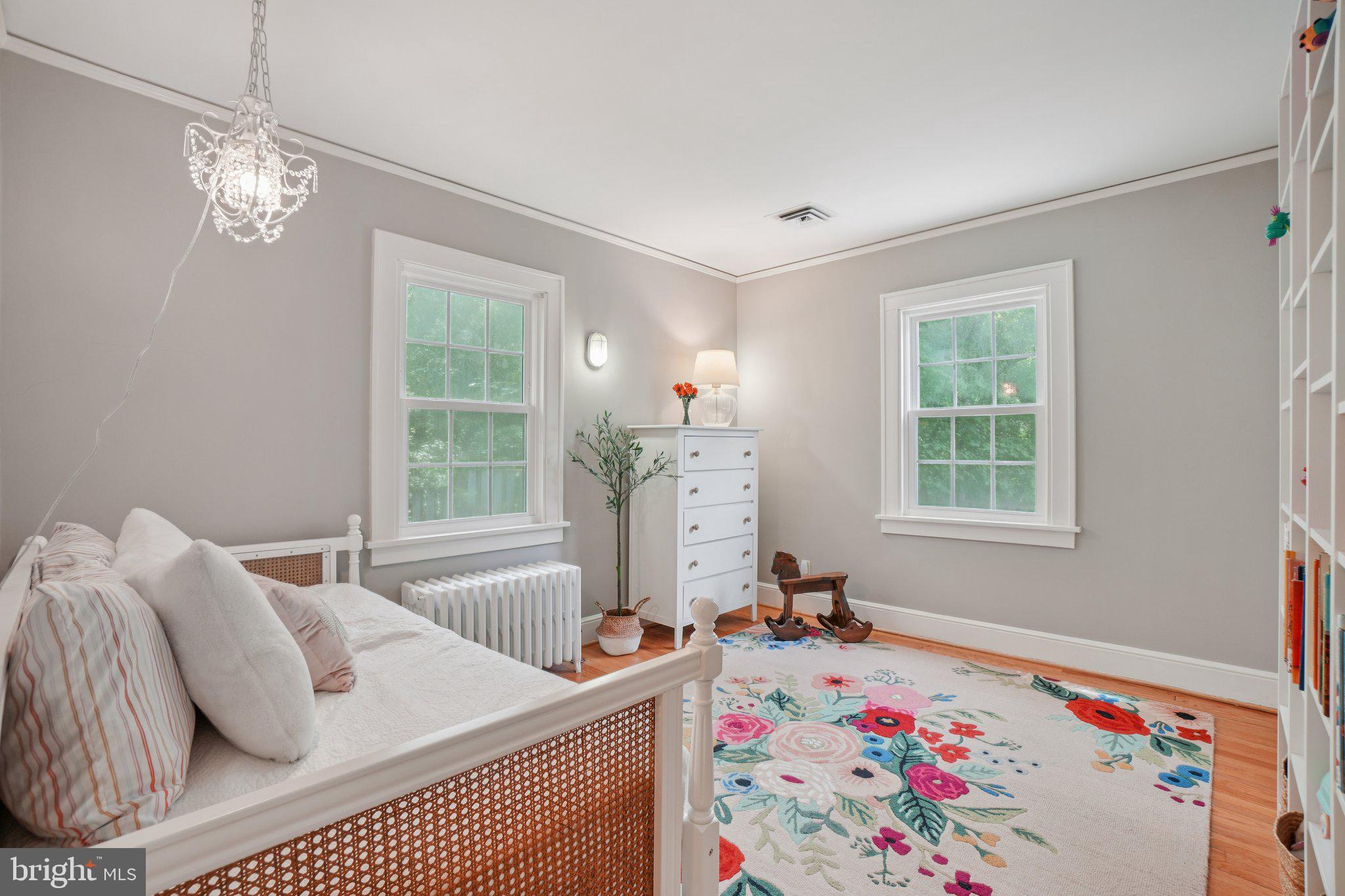 ARLINGTON RIDGE - Residential