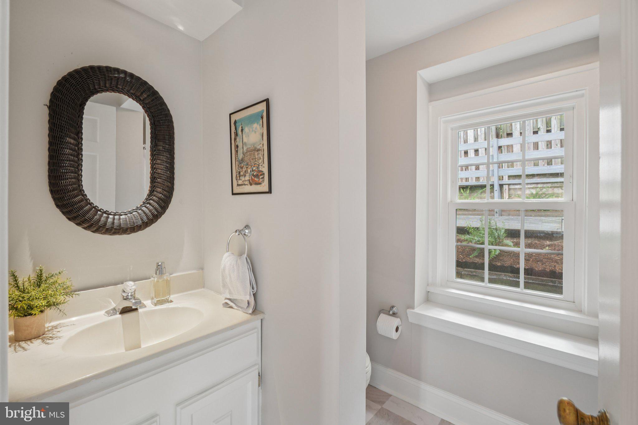 ARLINGTON RIDGE - Residential