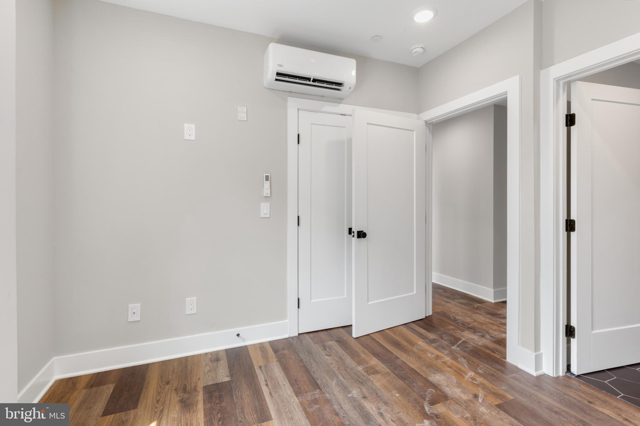 EAST KENSINGTON - Residential Lease