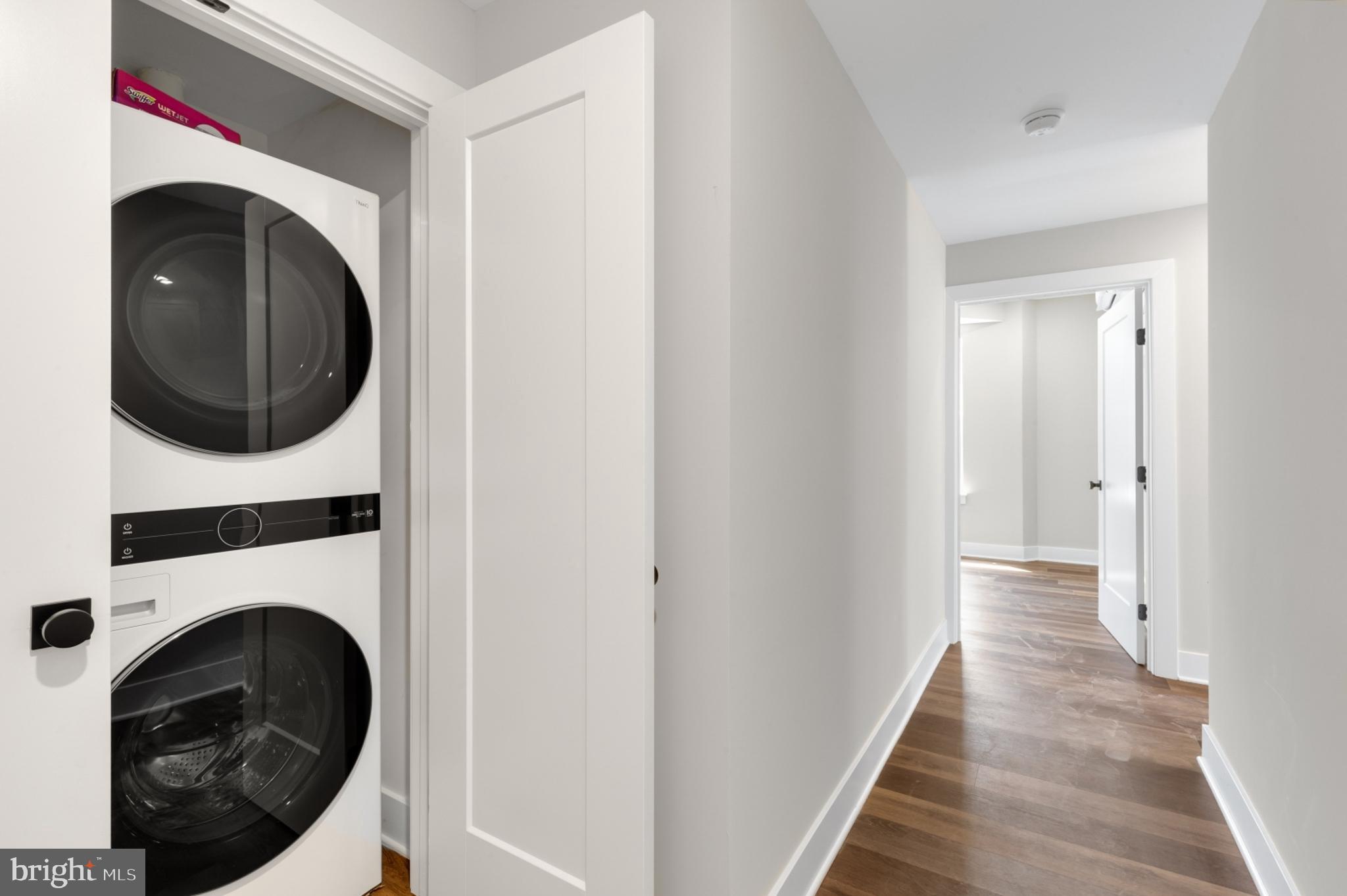 EAST KENSINGTON - Residential Lease