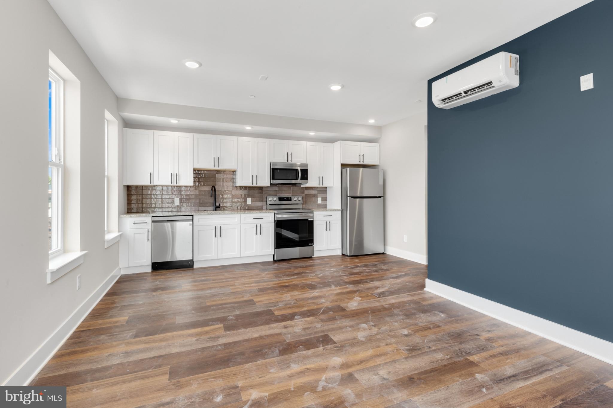 EAST KENSINGTON - Residential Lease