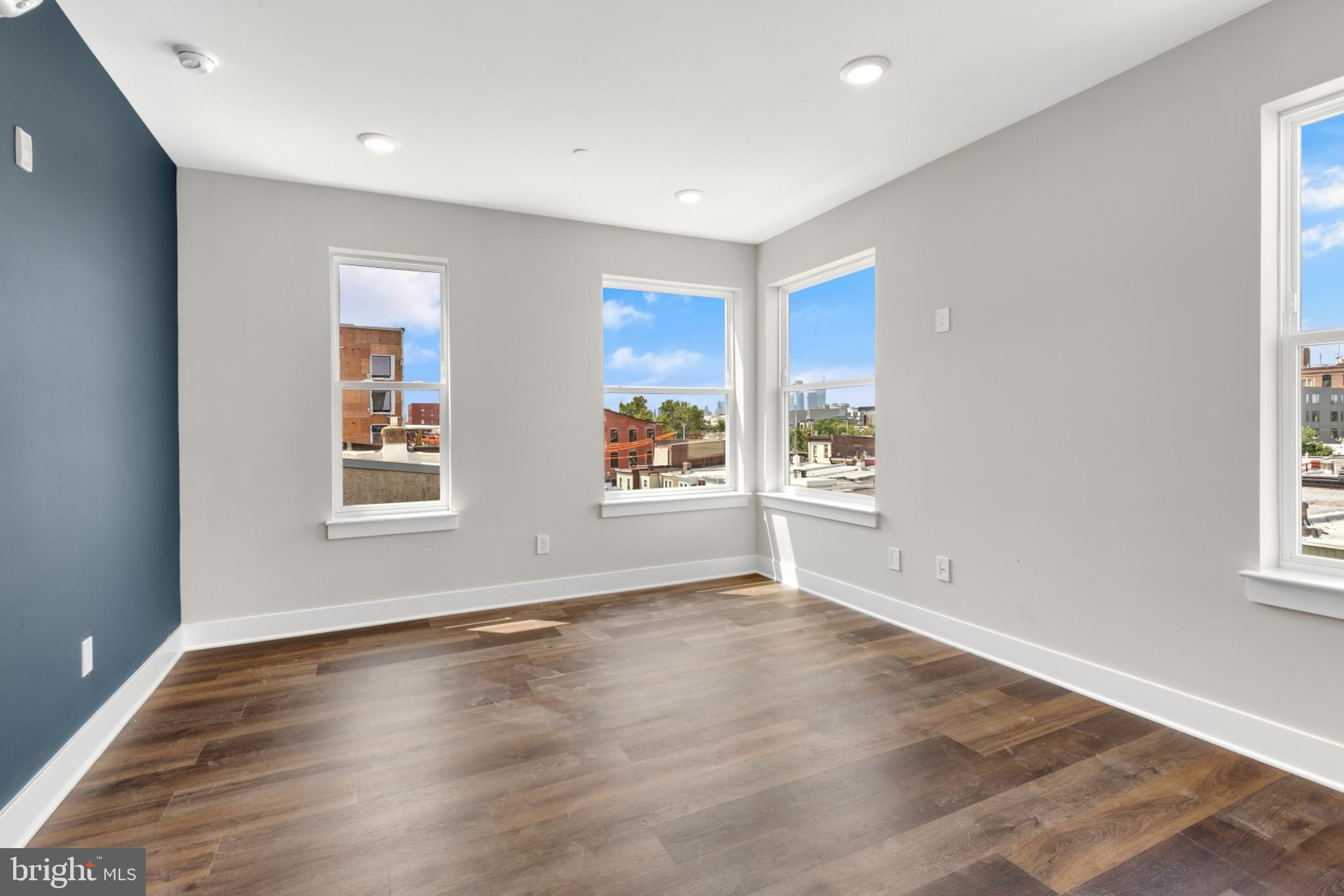 EAST KENSINGTON - Residential Lease