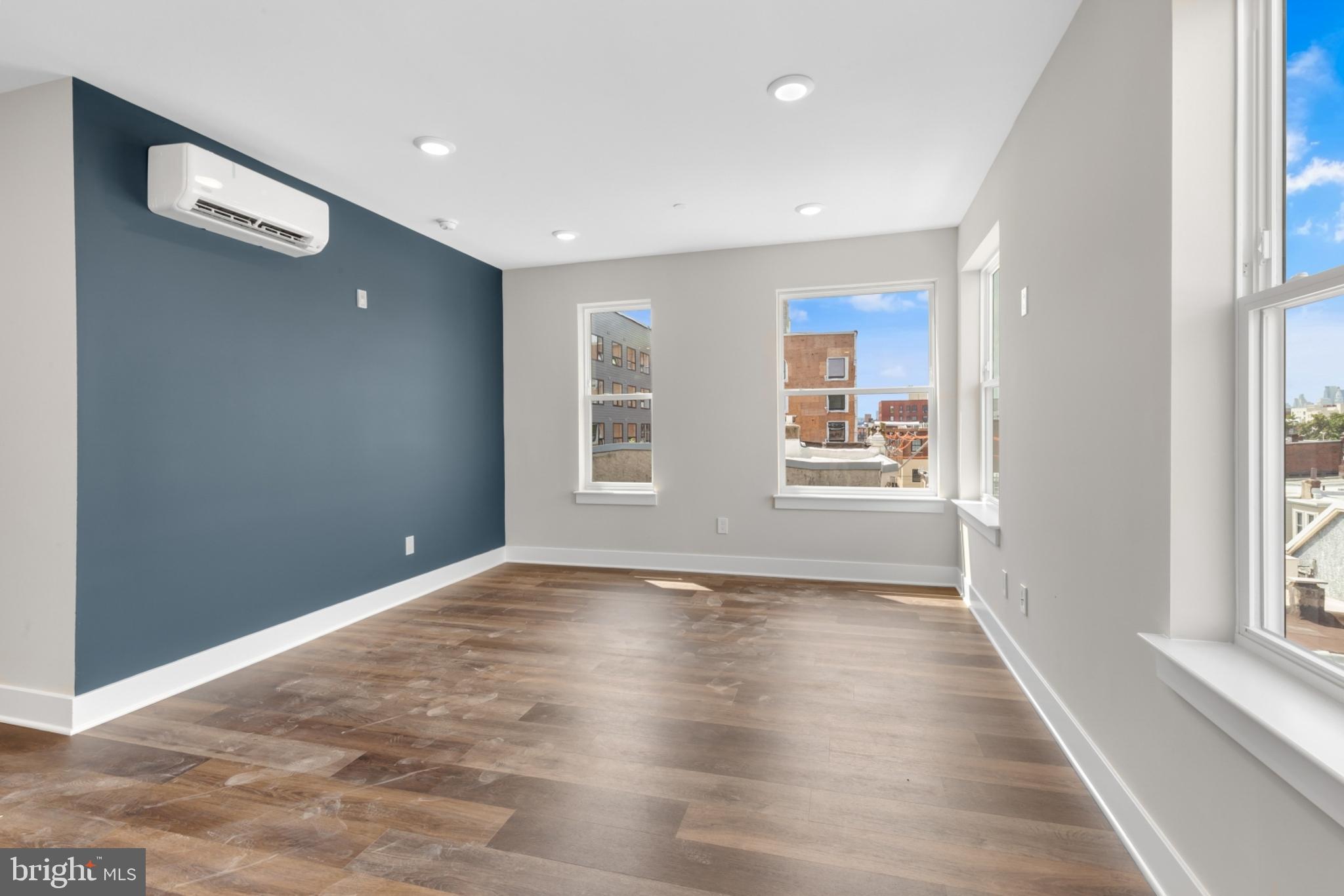 EAST KENSINGTON - Residential Lease