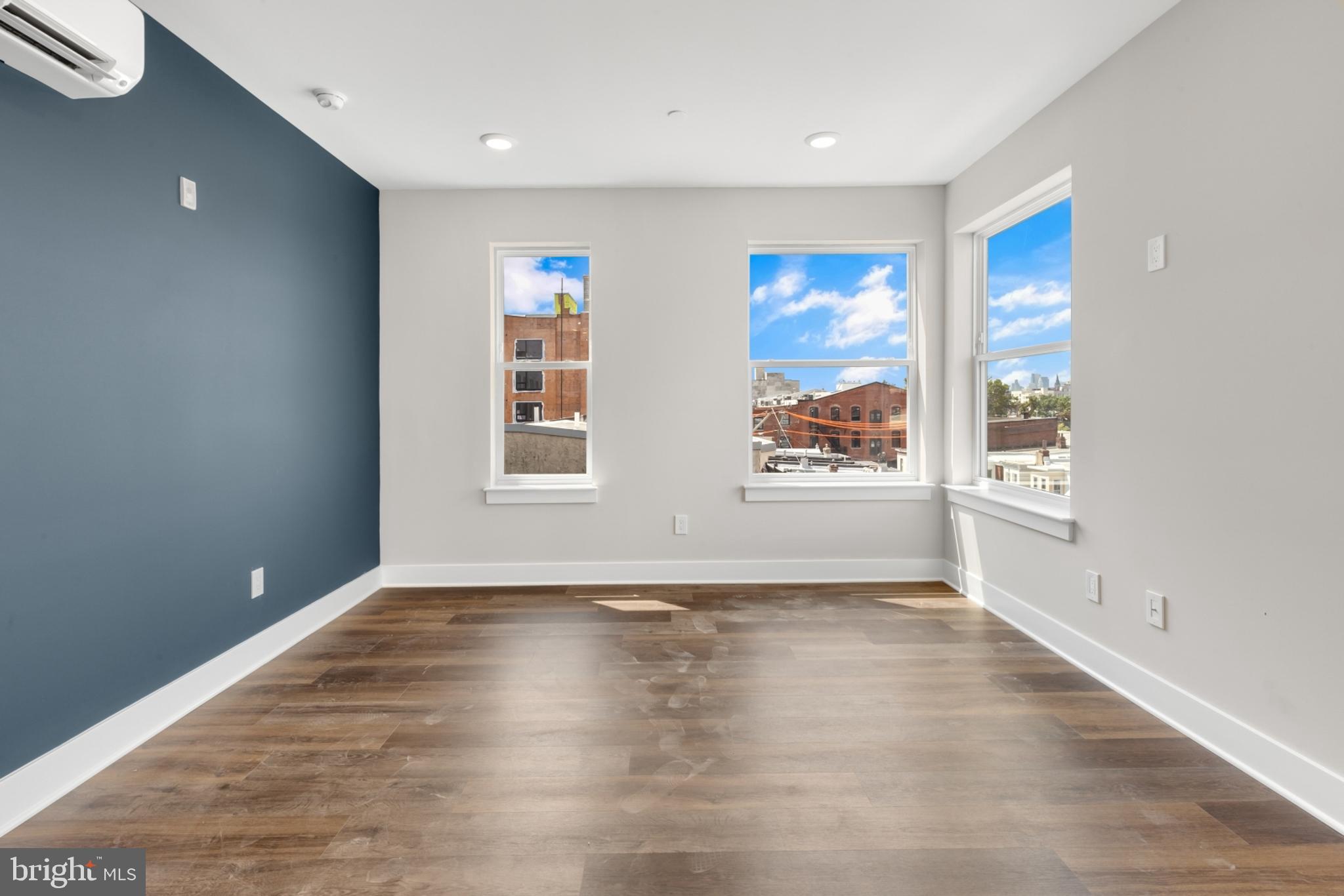 EAST KENSINGTON - Residential Lease