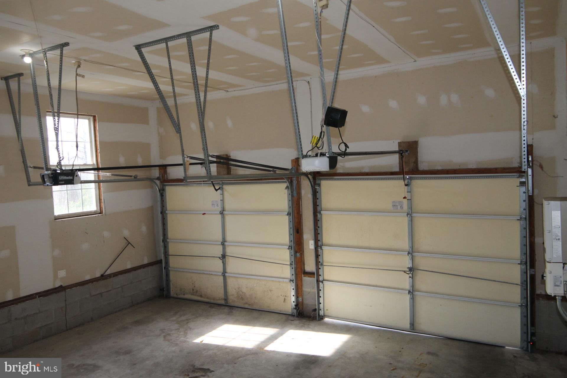 HARWOOD - Residential