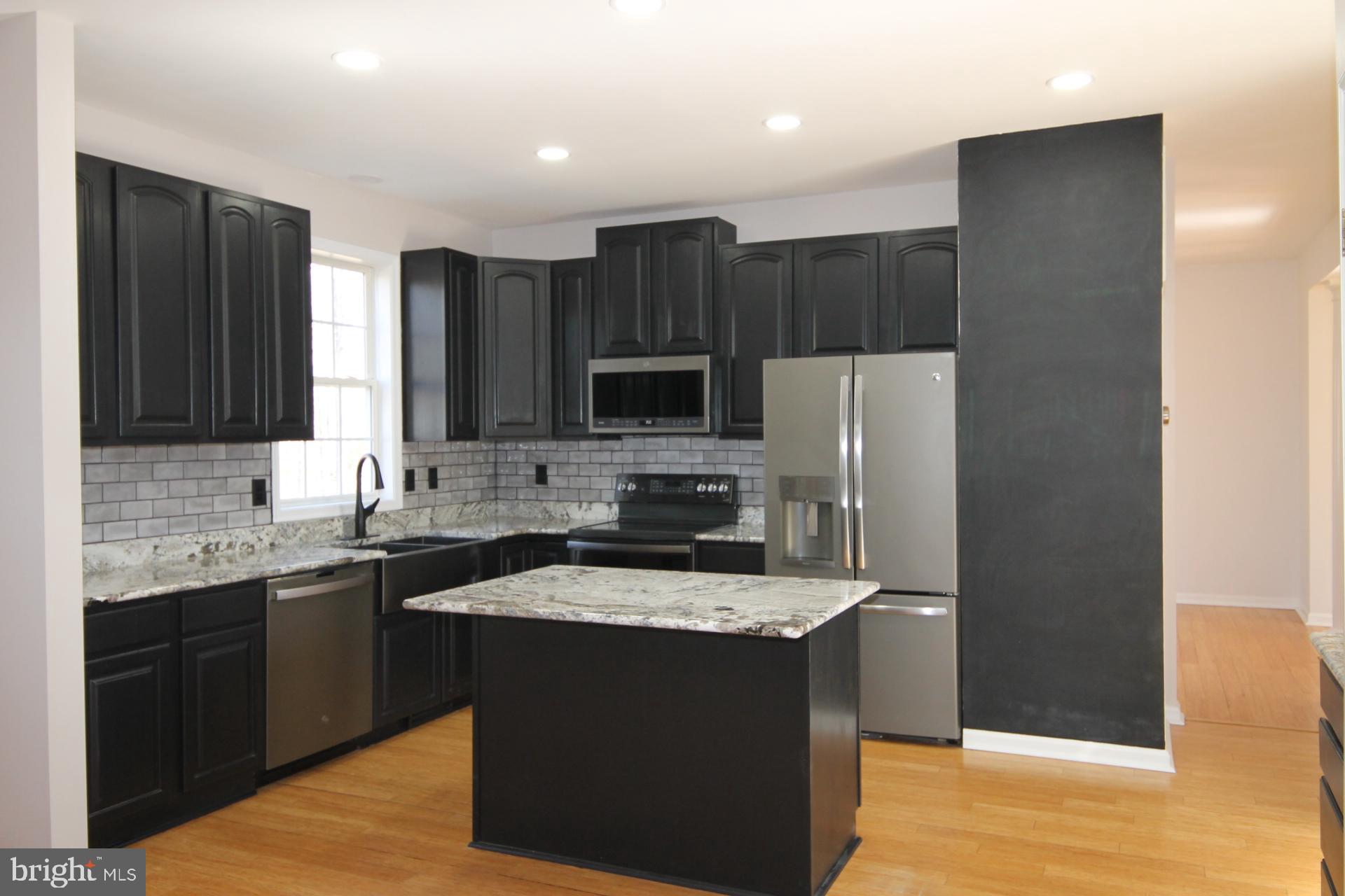 HARWOOD - Residential