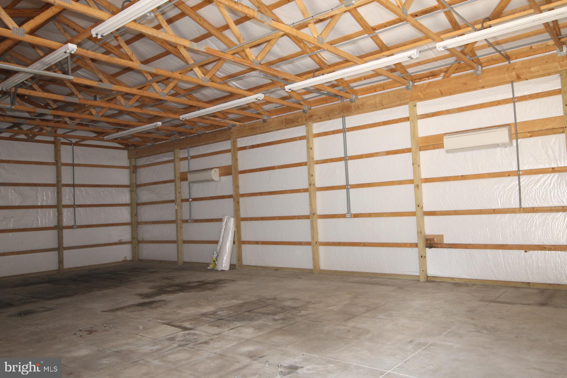 HARWOOD - Residential