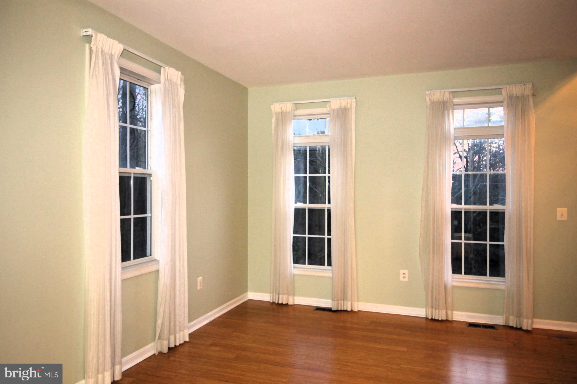 HARWOOD - Residential