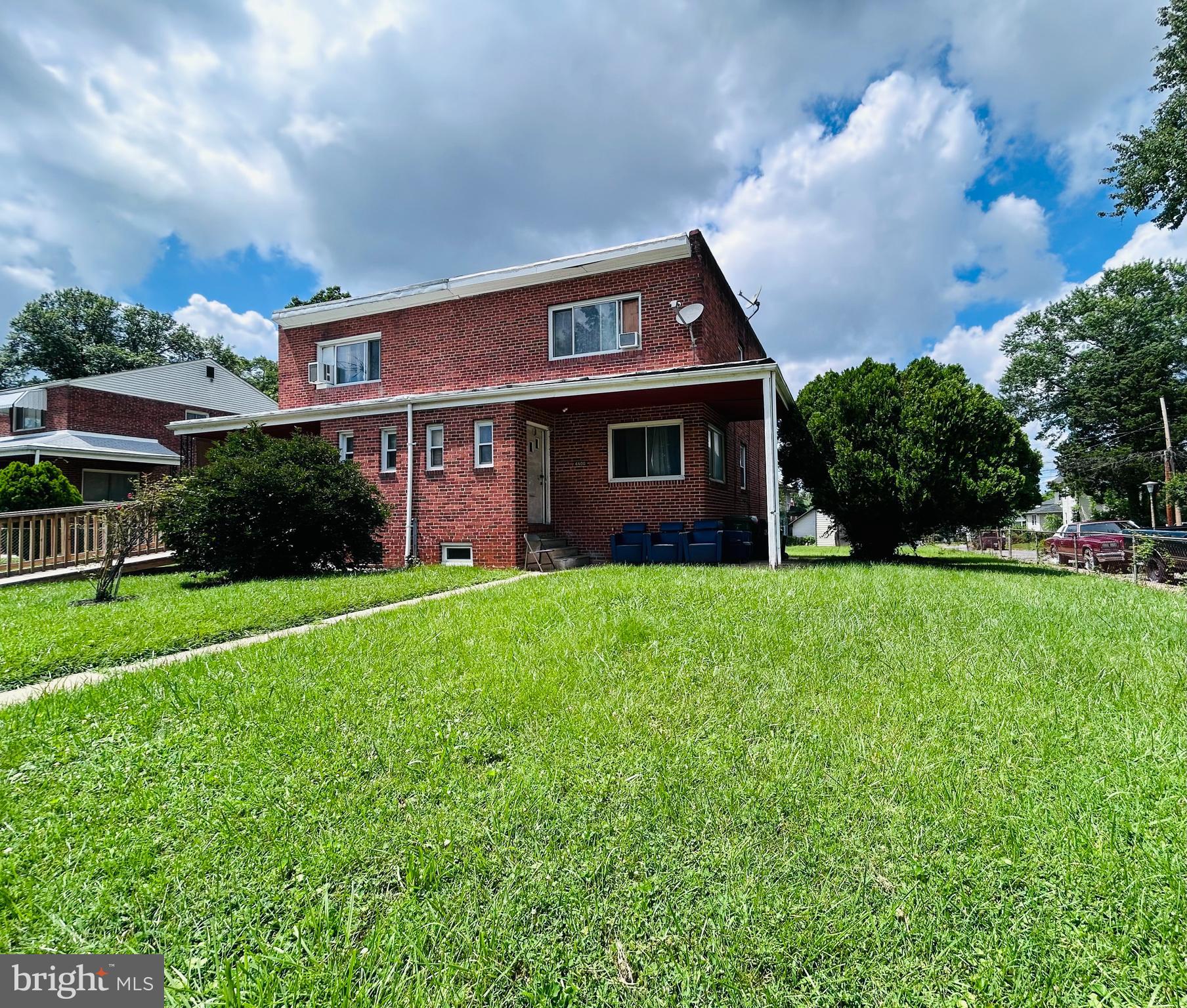 4400 NORFOLK AVENUE