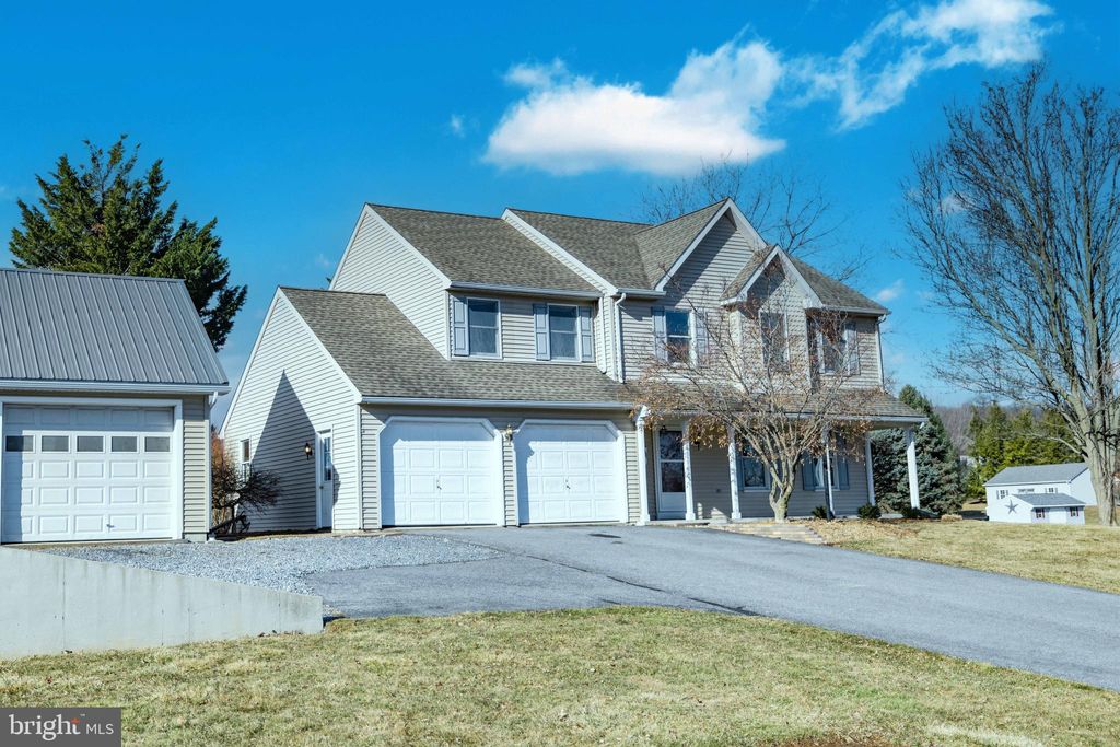 Photo of 636 Meadow Hill Drive, NARVON, PA 17555 (MLS # PALA2066810)