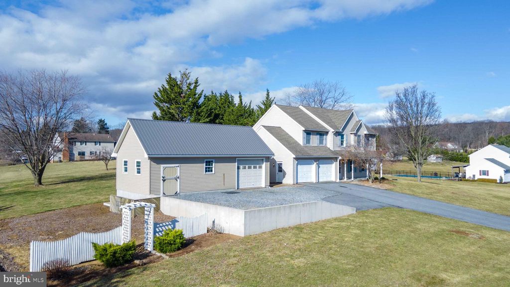 Photo of 636 Meadow Hill Drive, NARVON, PA 17555 (MLS # PALA2066810)