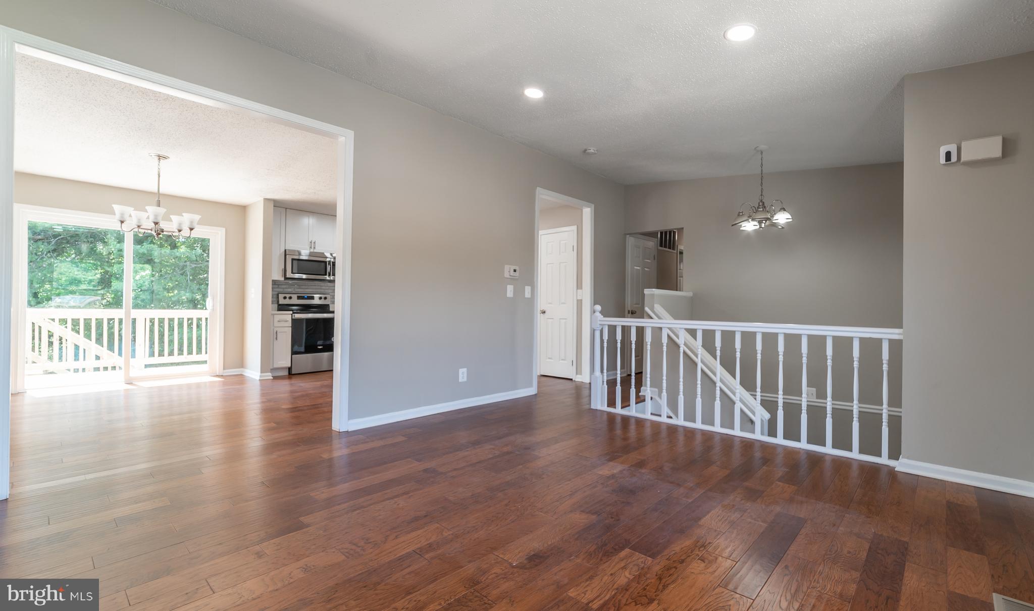 FORESTVILLE CENTER - Residential