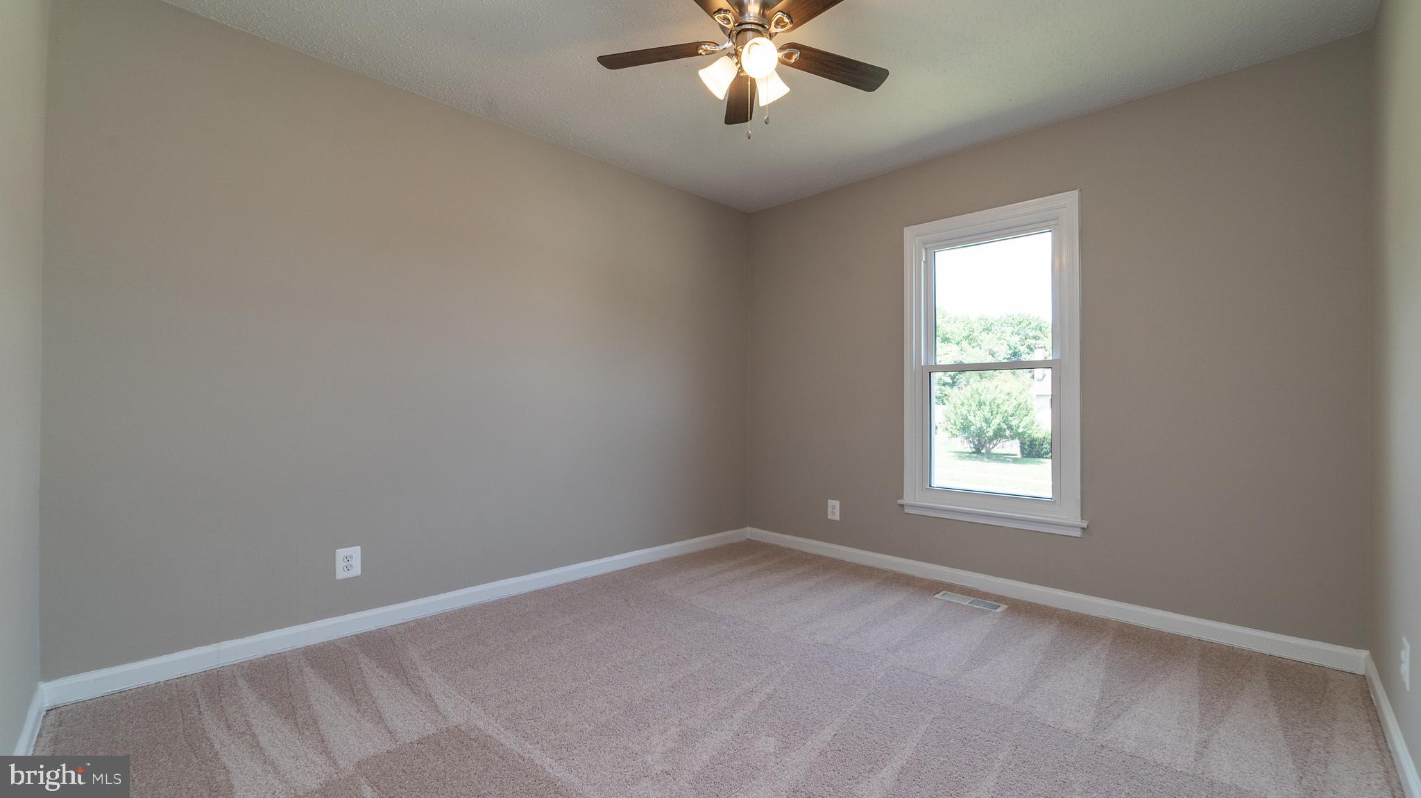 FORESTVILLE CENTER - Residential