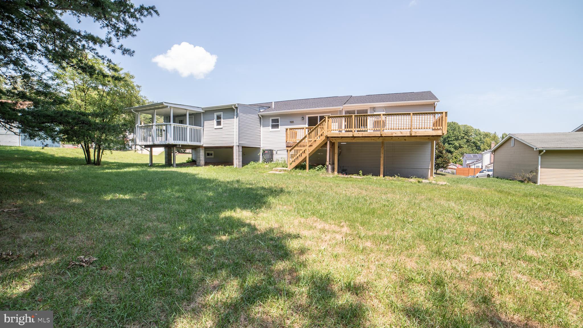 FORESTVILLE CENTER - Residential