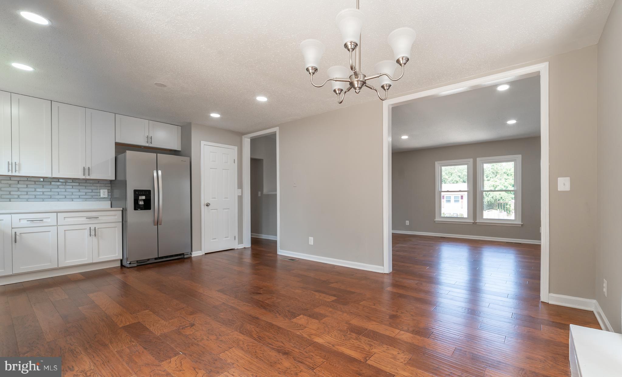 FORESTVILLE CENTER - Residential