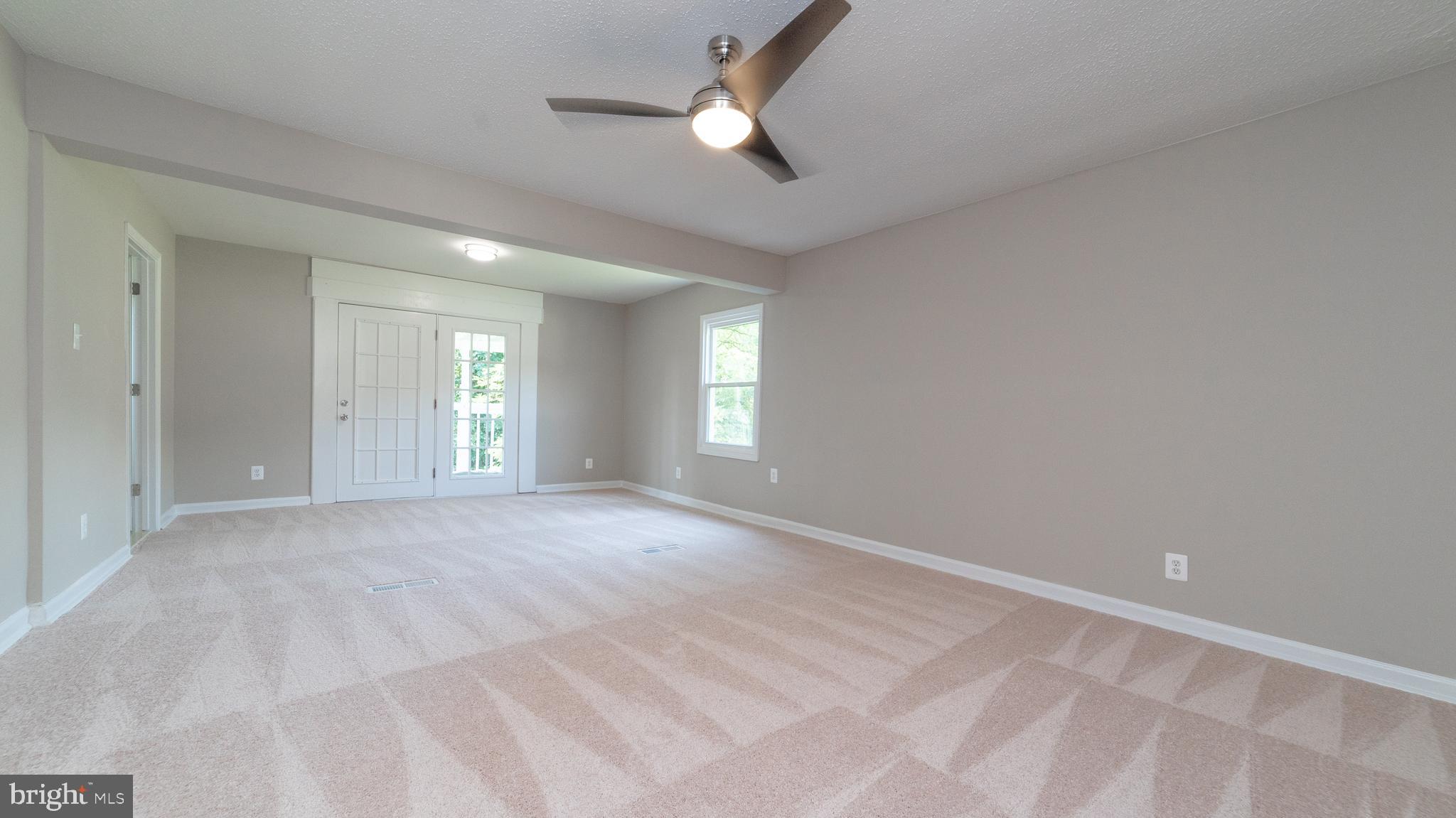 FORESTVILLE CENTER - Residential