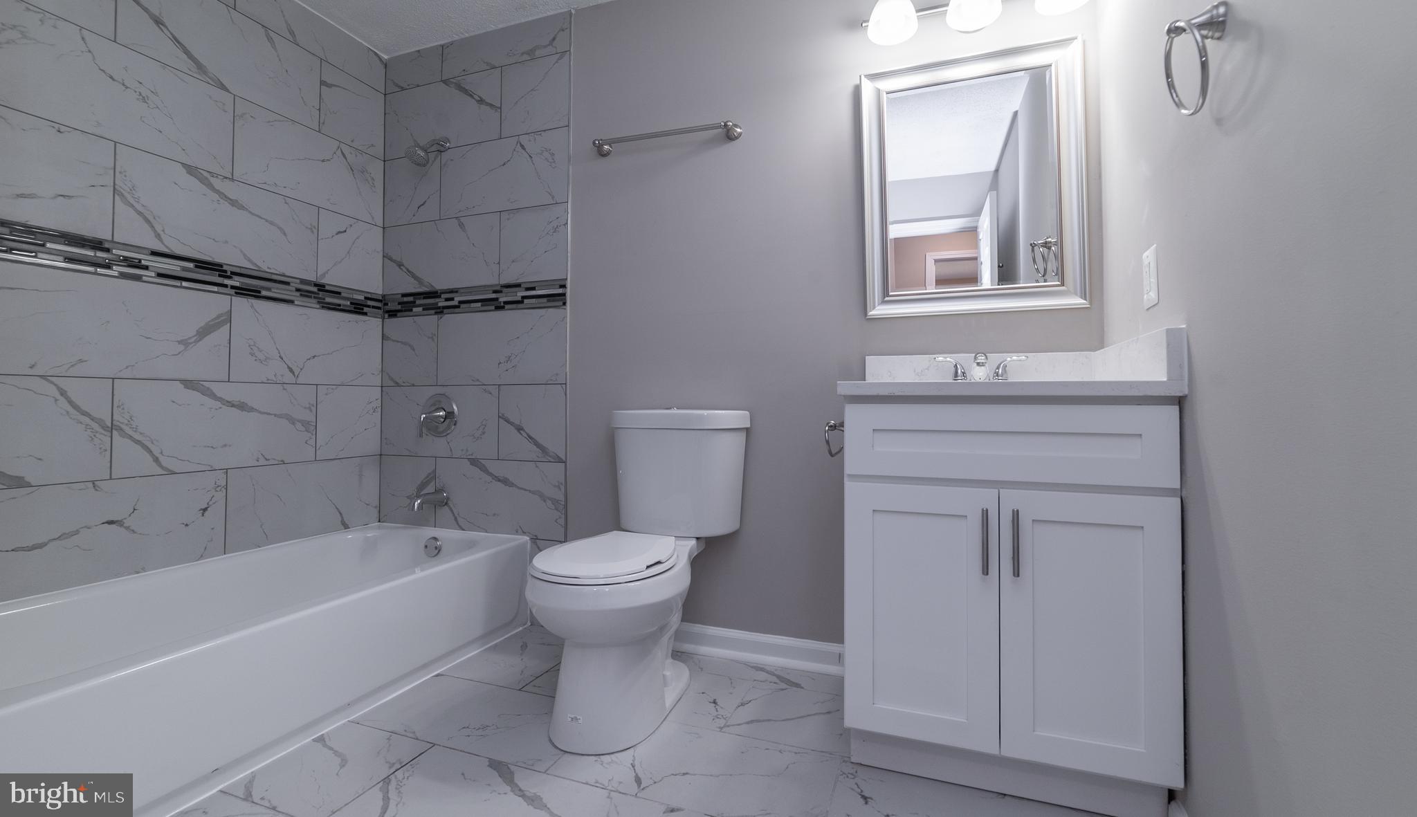 FORESTVILLE CENTER - Residential