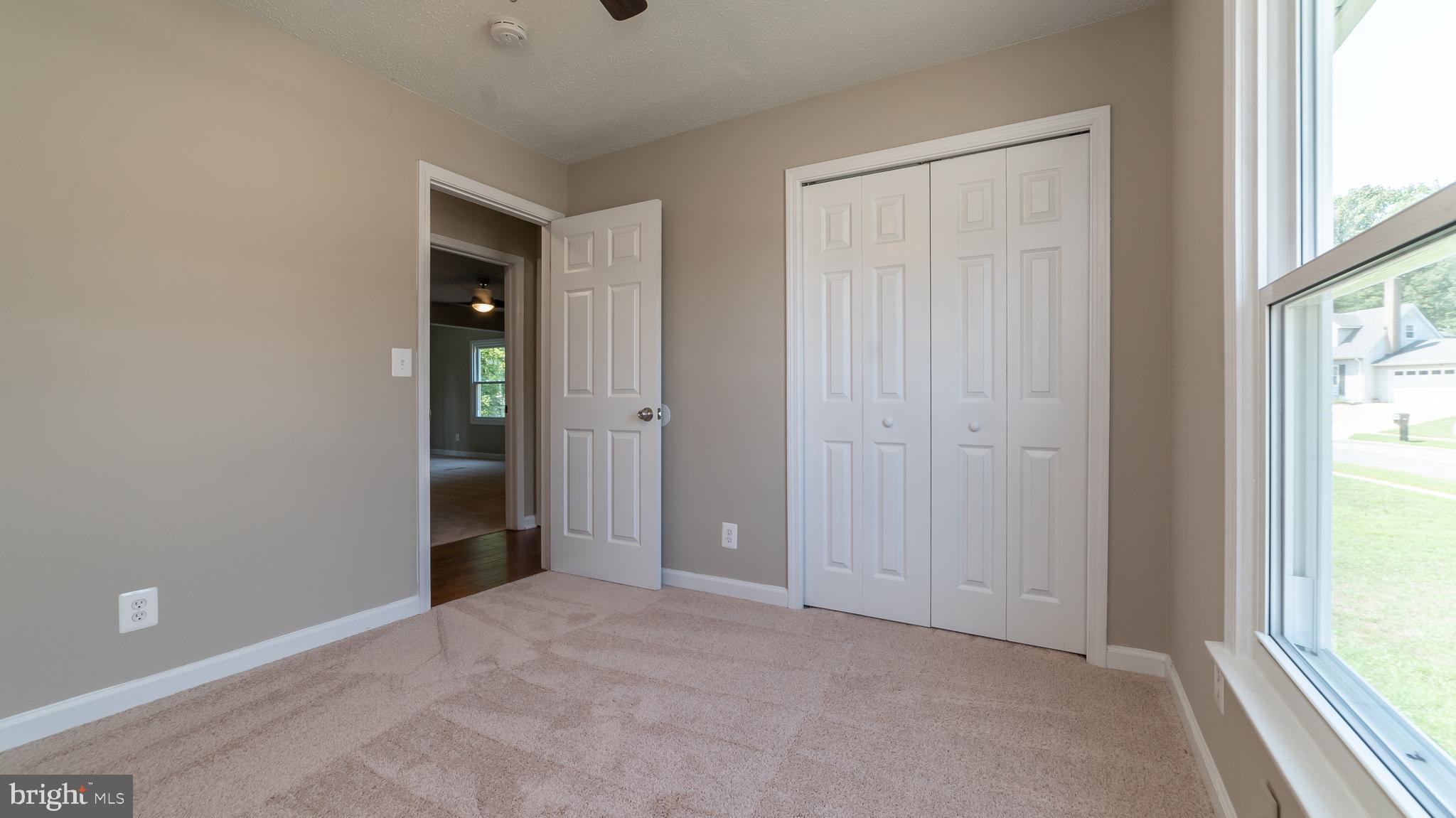 FORESTVILLE CENTER - Residential