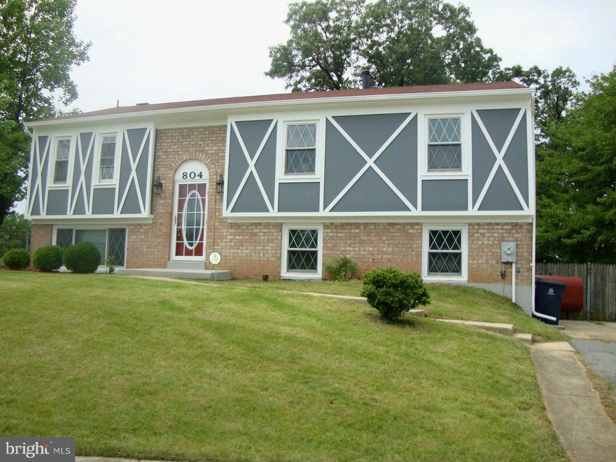 Showing Instructions through MLS. Gorgeous Split Foyer renovated and move in ready! Large backyard fully fenced! Remodeled kitchen, granite counter tops, SS appliances, beautiful bamboo flooring in main level, upgraded baths with nice tile and fixtures. Brand new Electrical Panel and new HVAC system.  Great location minutes to Tanger Outlet and National Harbor! Come see it!