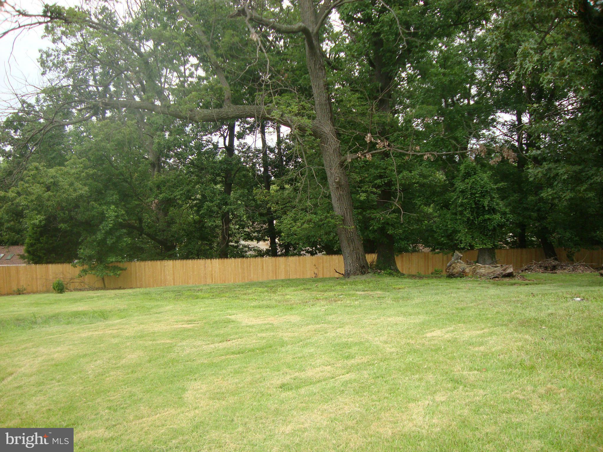 BLUFFWOOD ESTATES - Residential