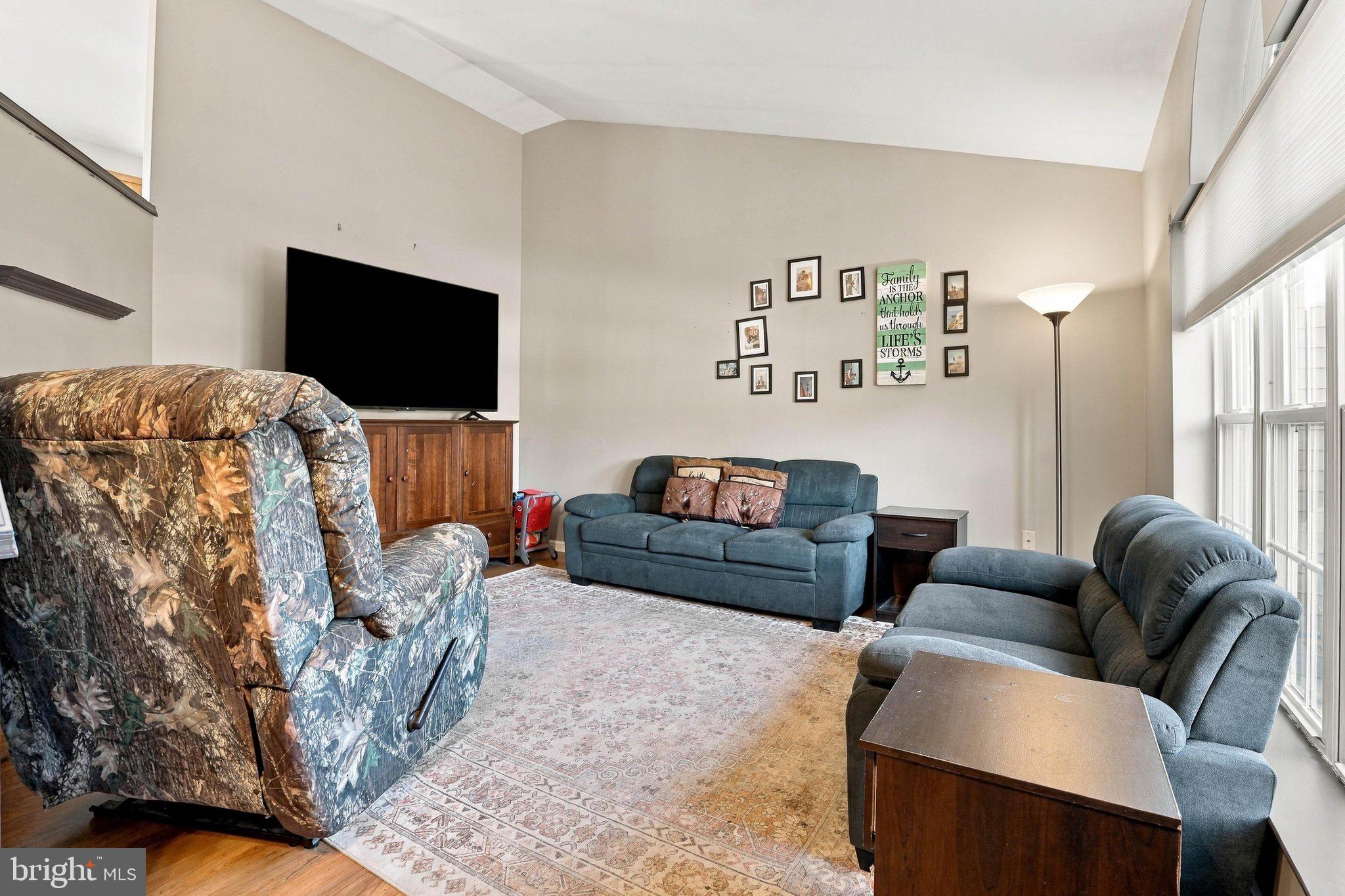 16 PEBBLE CREEK DRIVE