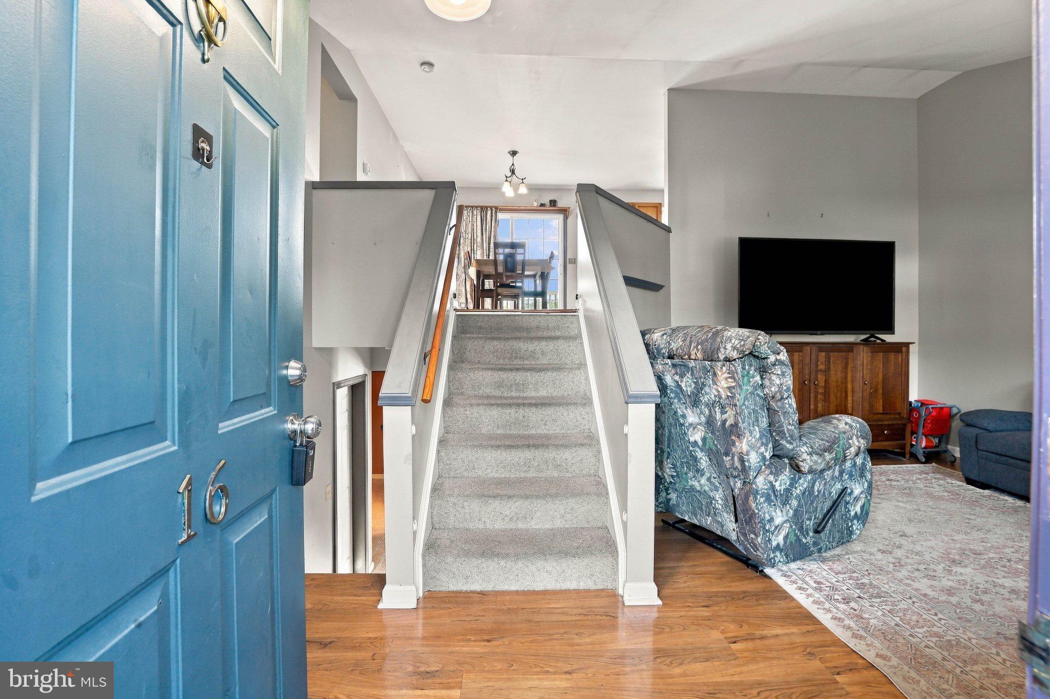 16 PEBBLE CREEK DRIVE