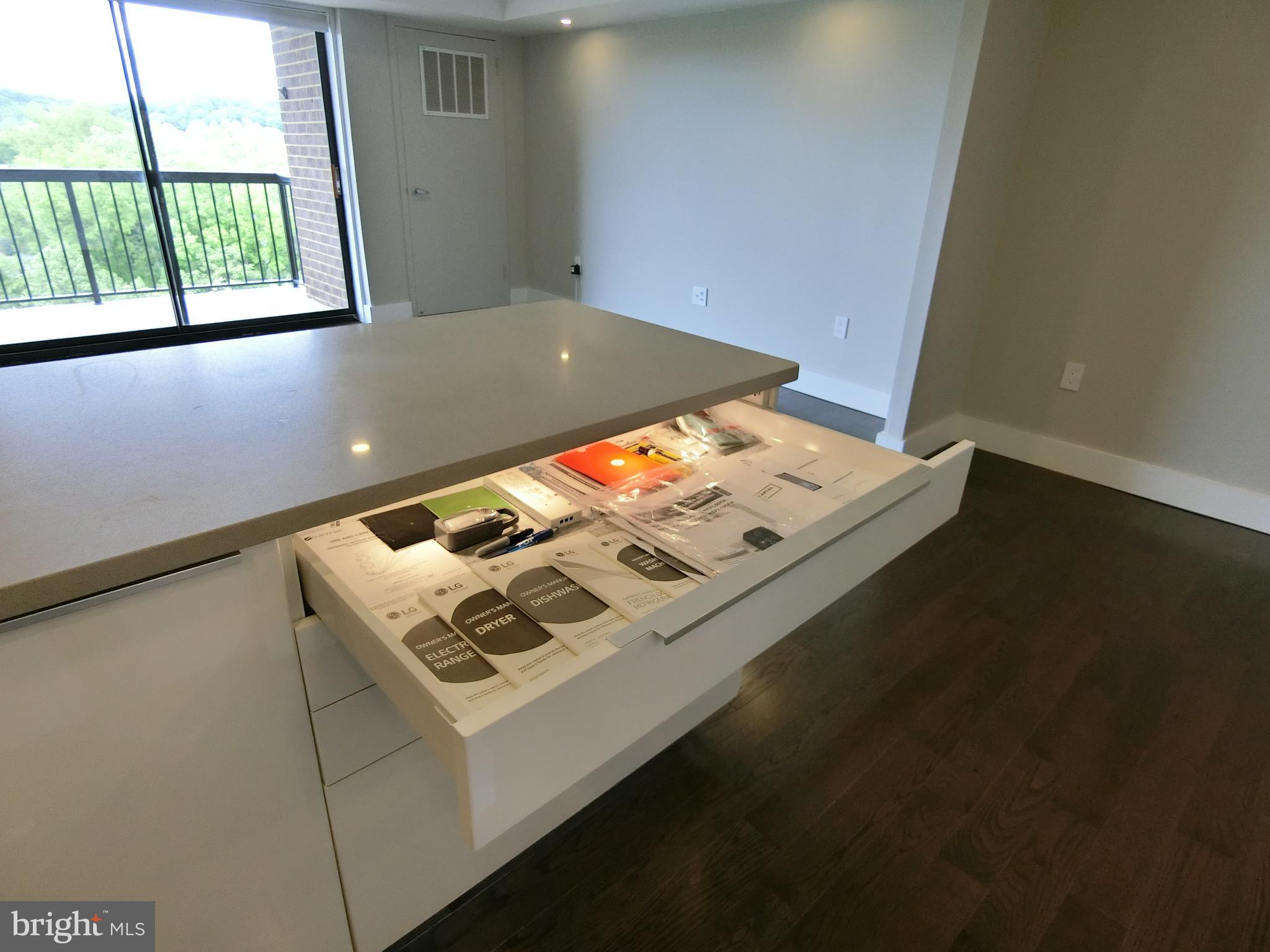 HALLMARK - Residential