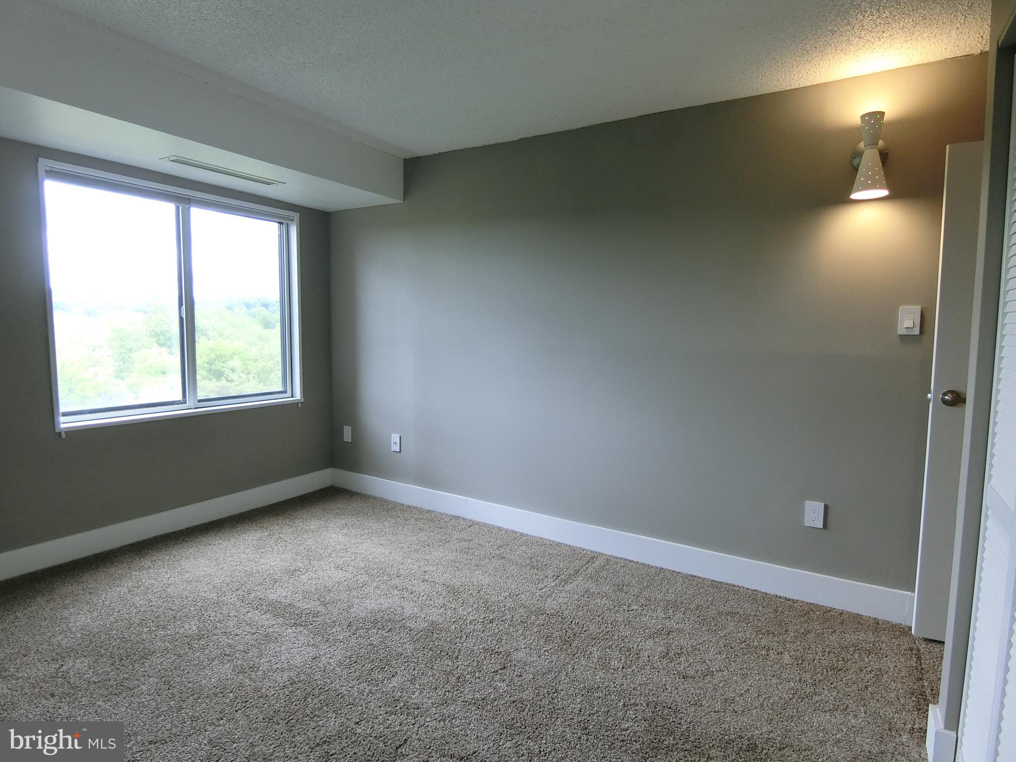 HALLMARK - Residential