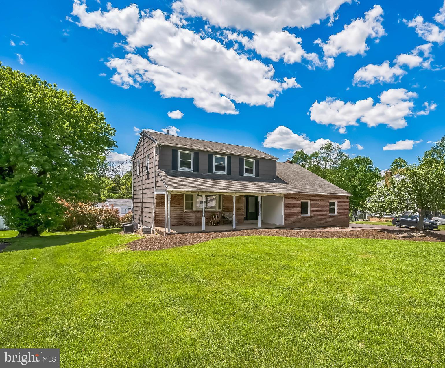 CHURCHVILLE MANOR - Residential