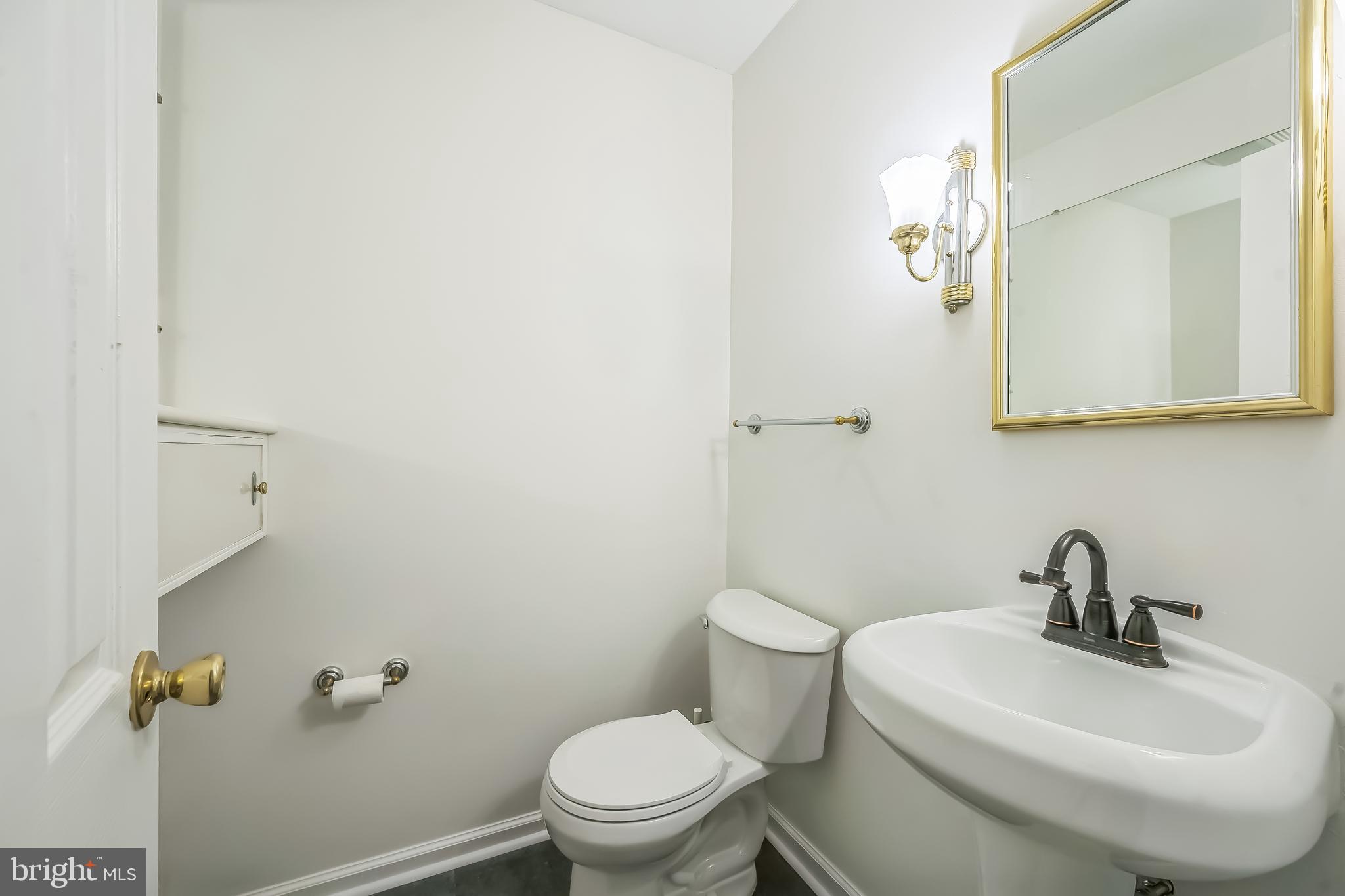 CHURCHVILLE MANOR - Residential