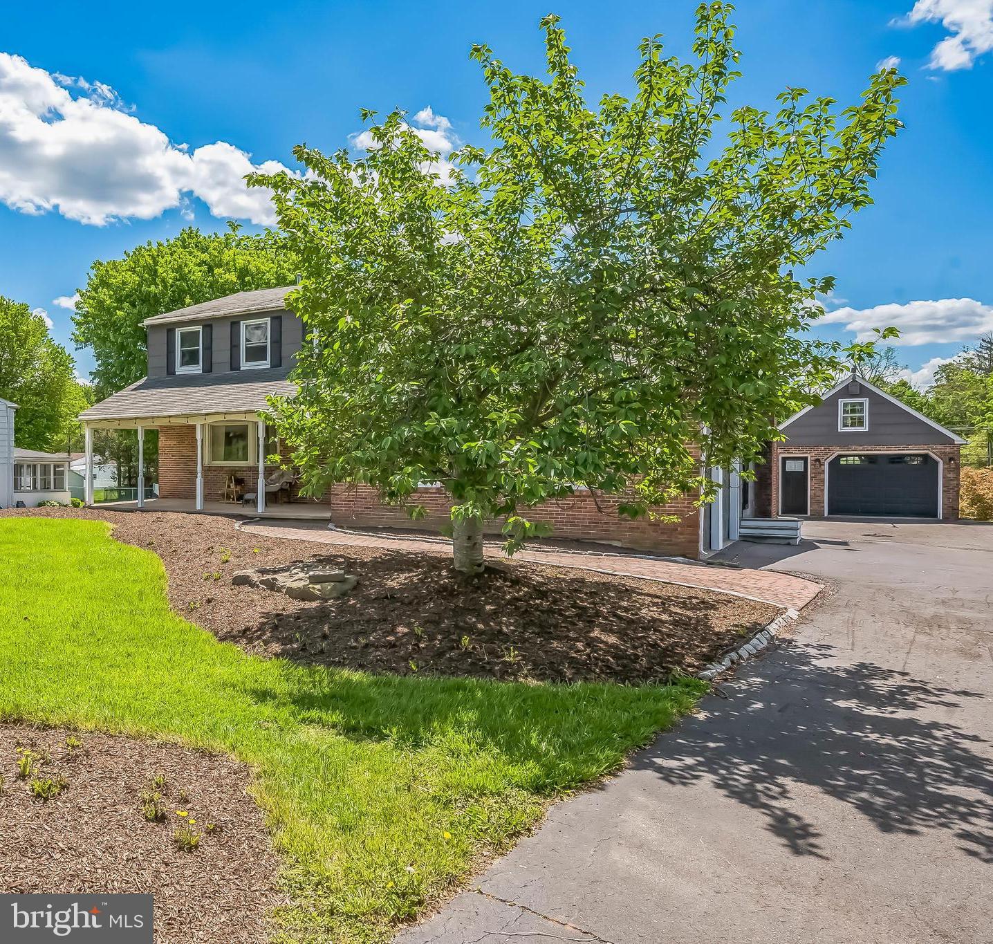 CHURCHVILLE MANOR - Residential
