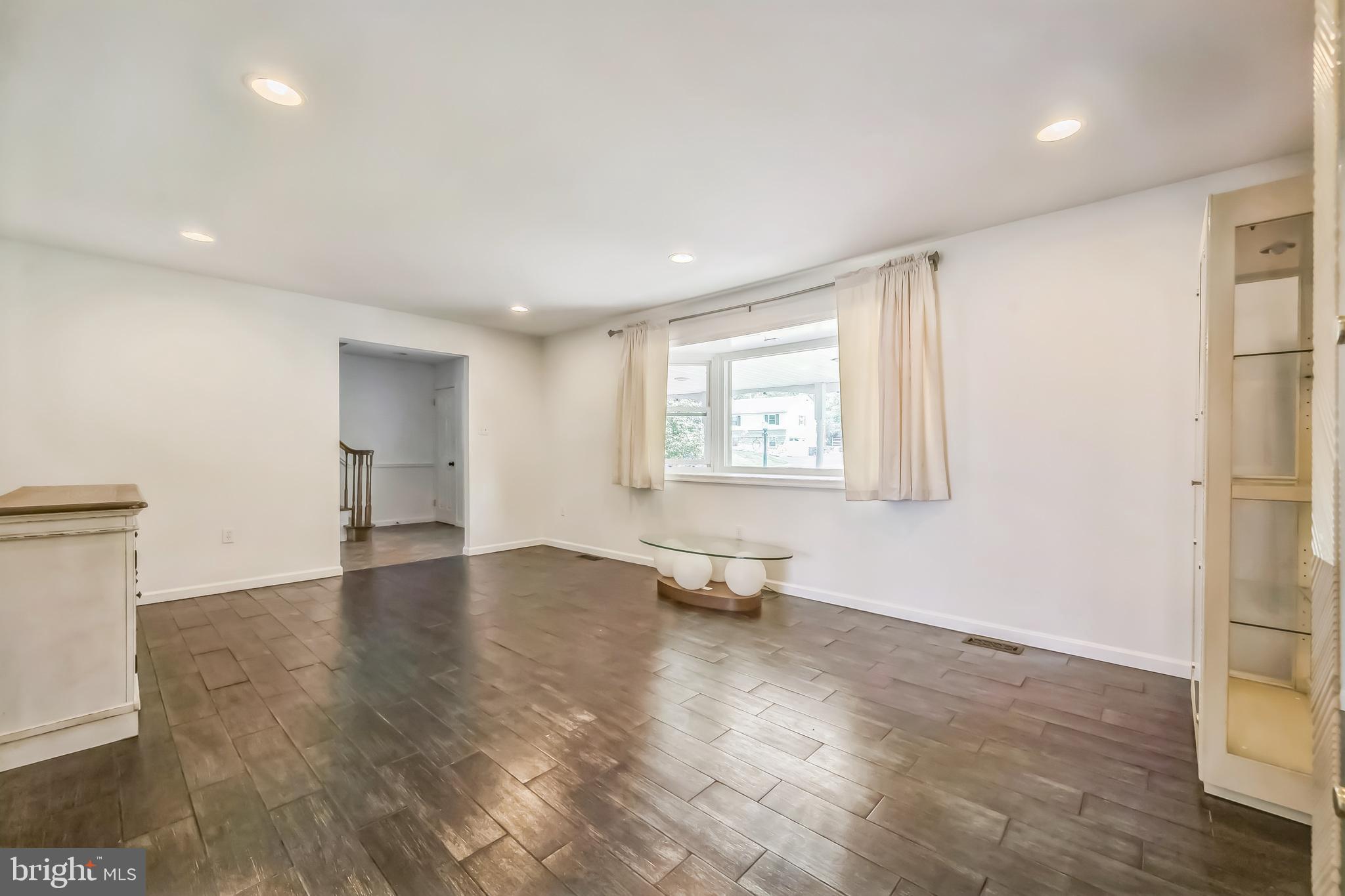 CHURCHVILLE MANOR - Residential