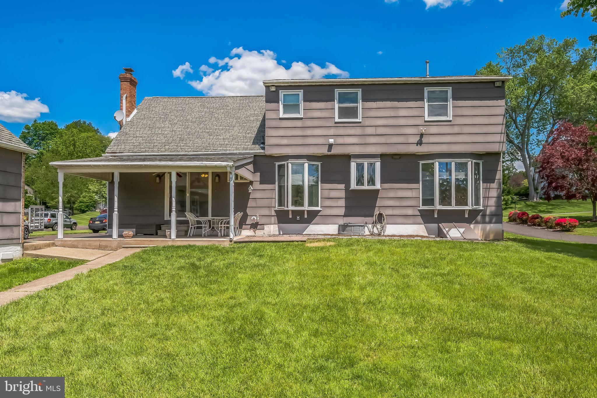 CHURCHVILLE MANOR - Residential