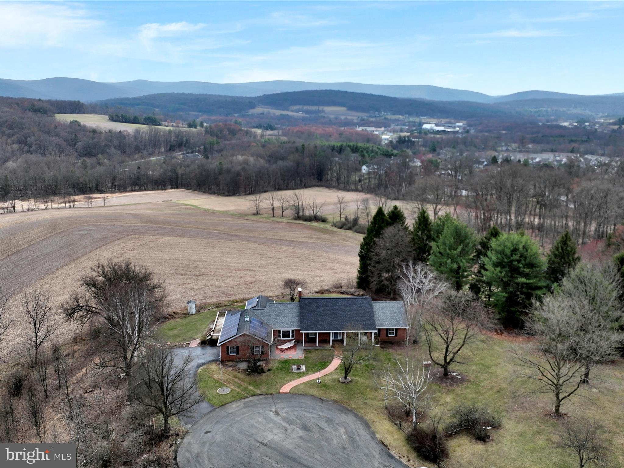 PINEBROOK - Residential