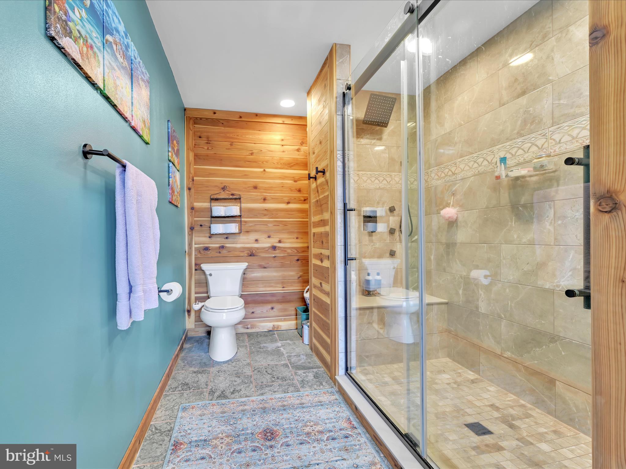 PINEBROOK - Residential