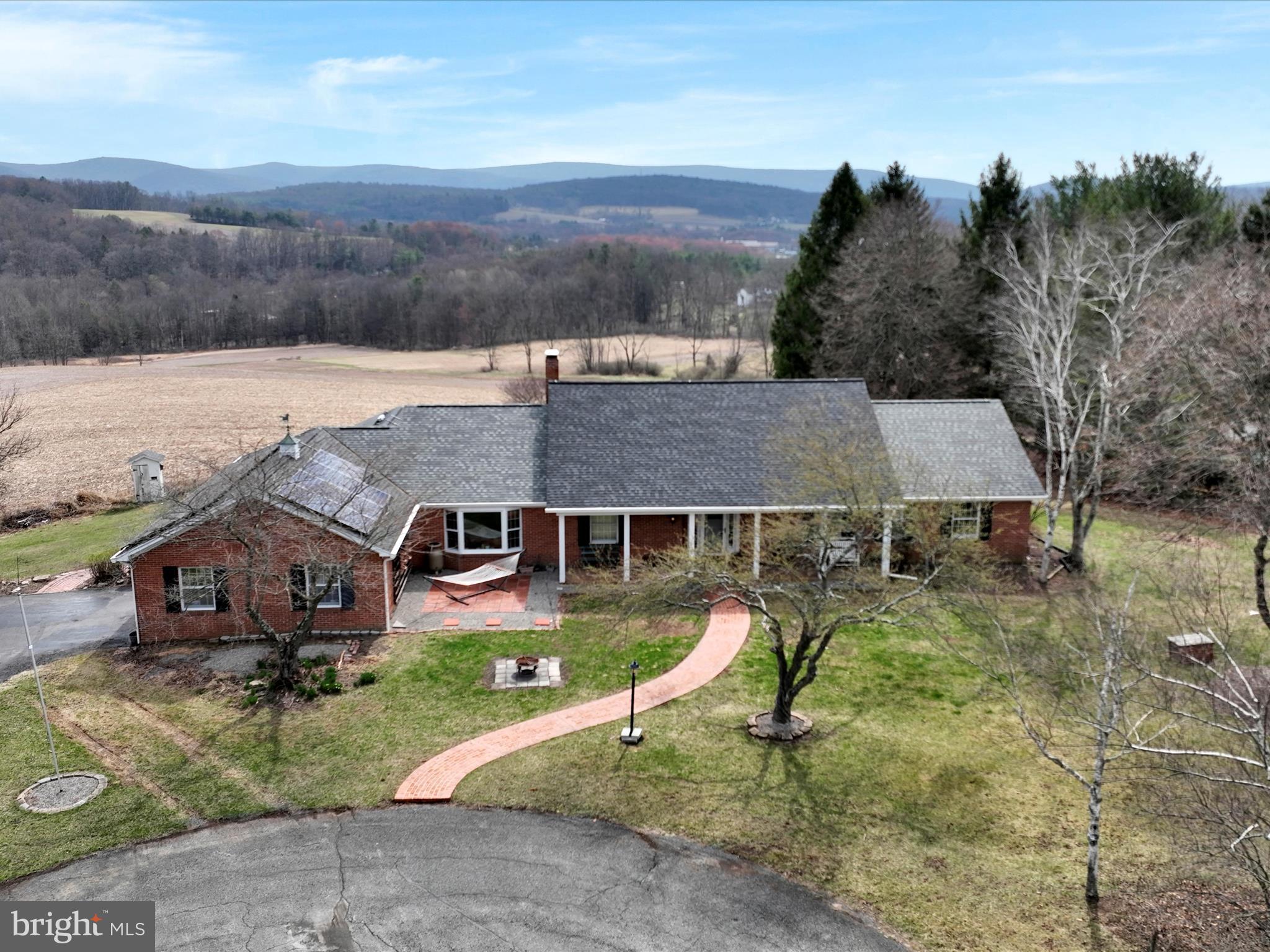 PINEBROOK - Residential