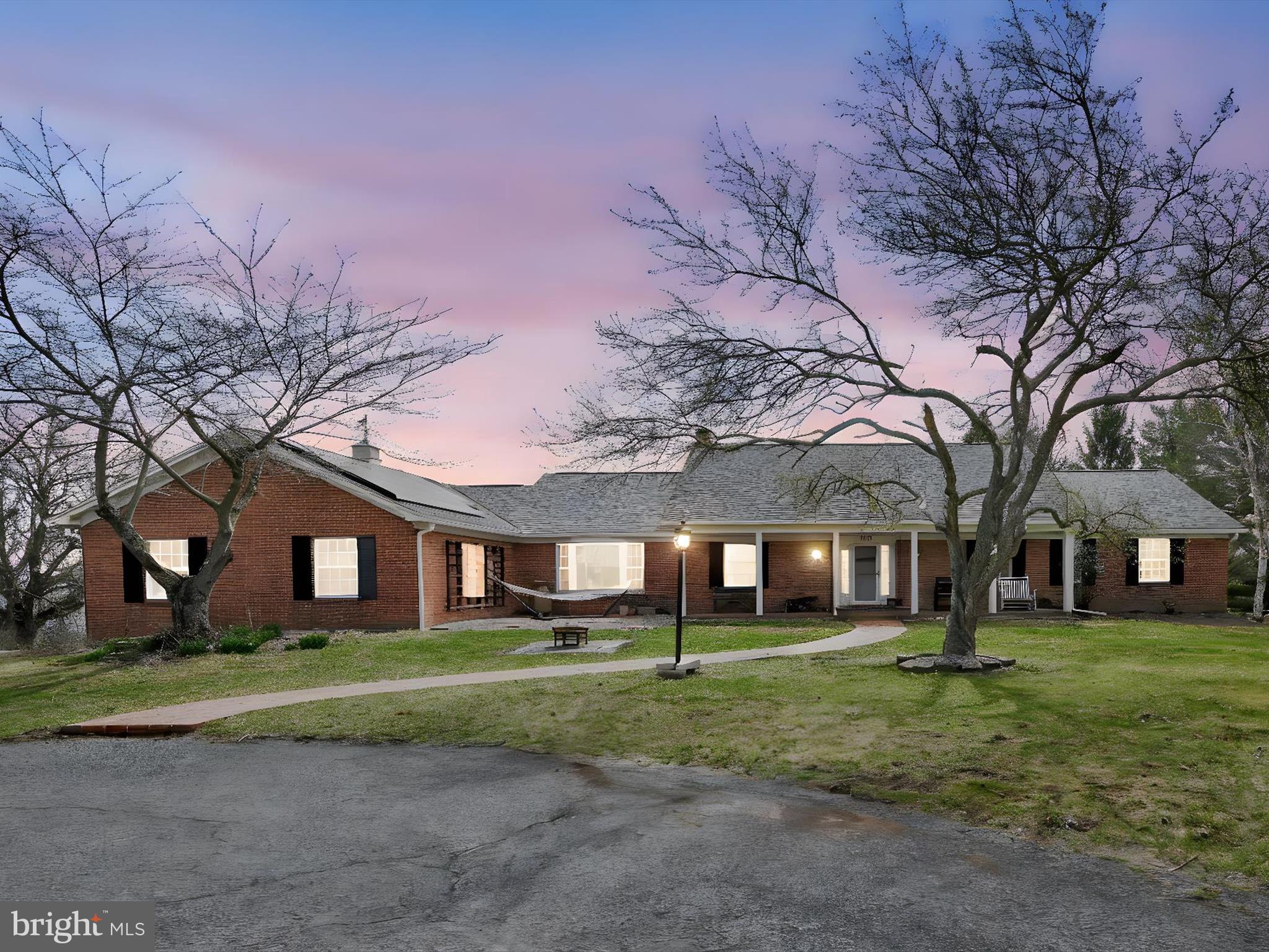 PINEBROOK - Residential