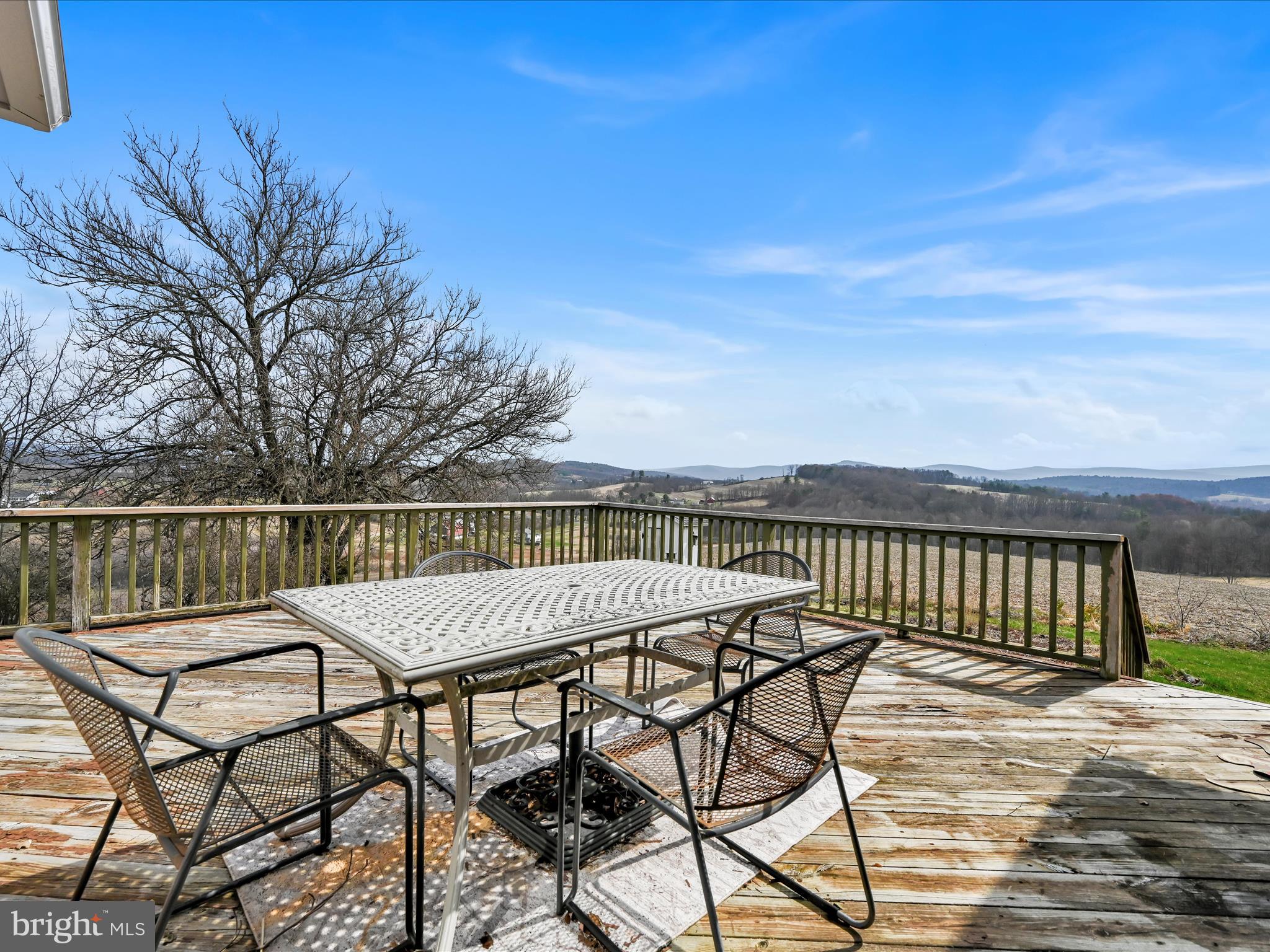 PINEBROOK - Residential