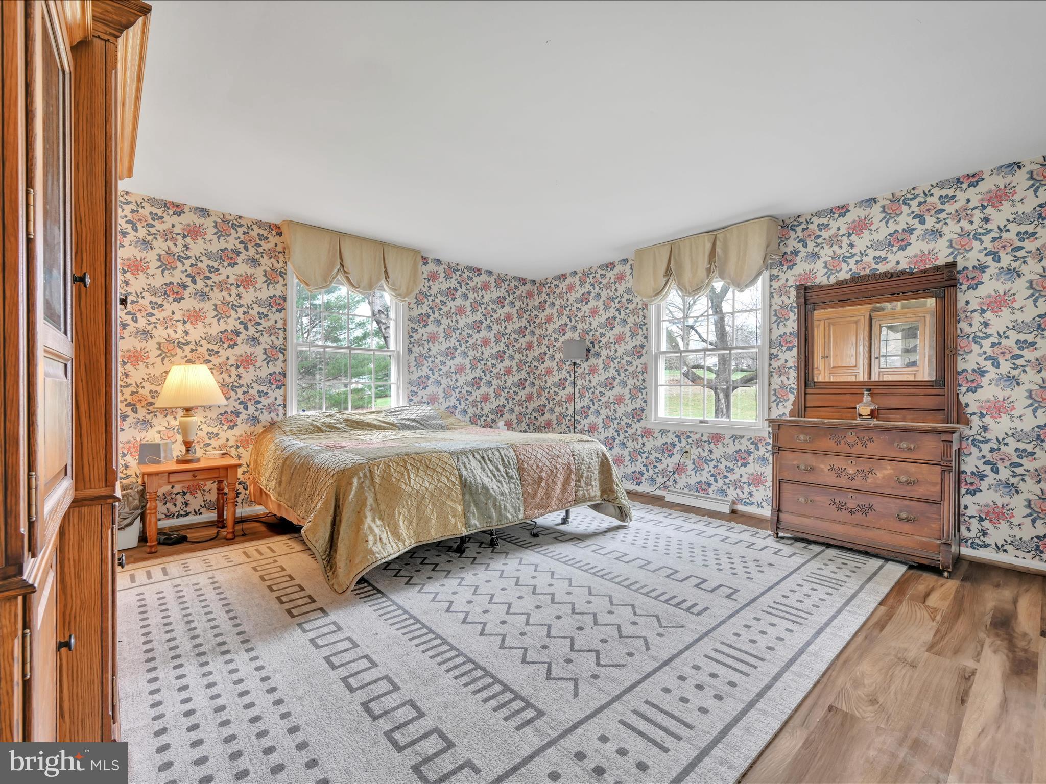 PINEBROOK - Residential