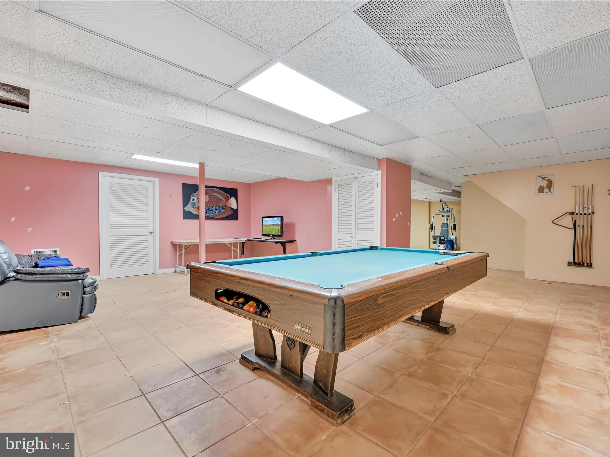 PINEBROOK - Residential