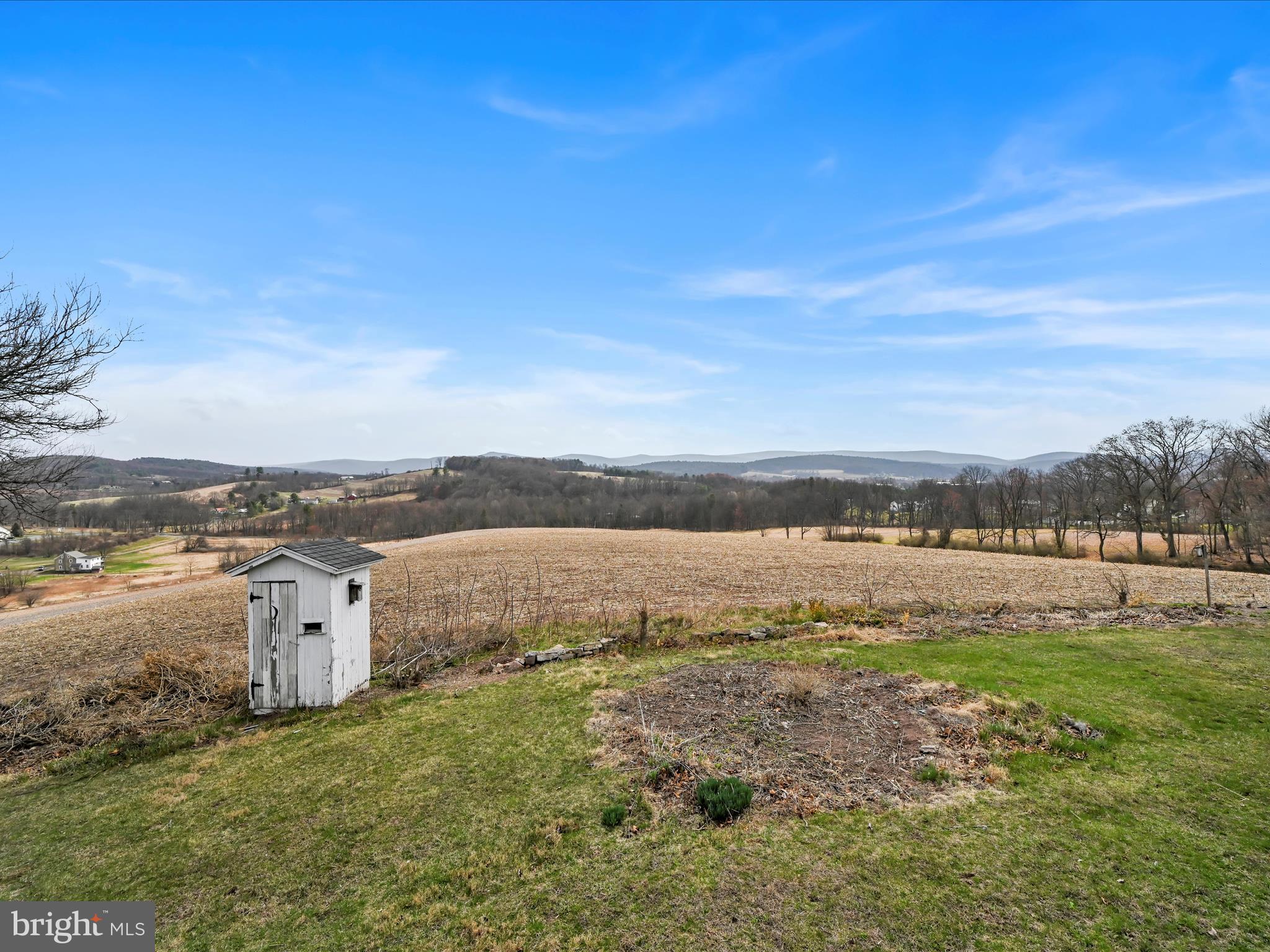 PINEBROOK - Residential