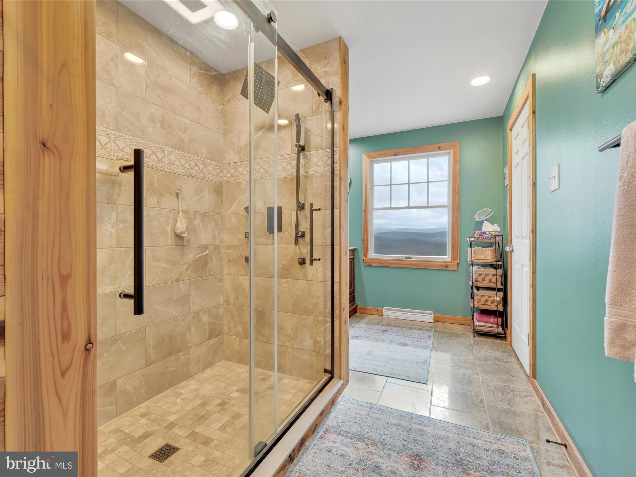 PINEBROOK - Residential