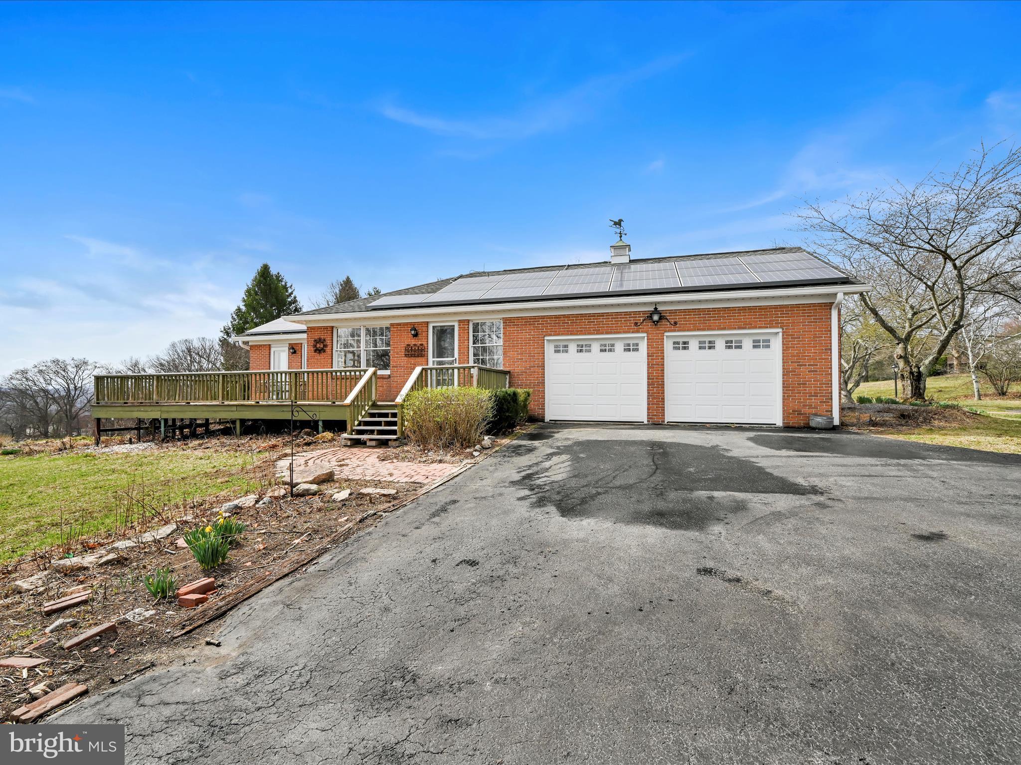 PINEBROOK - Residential