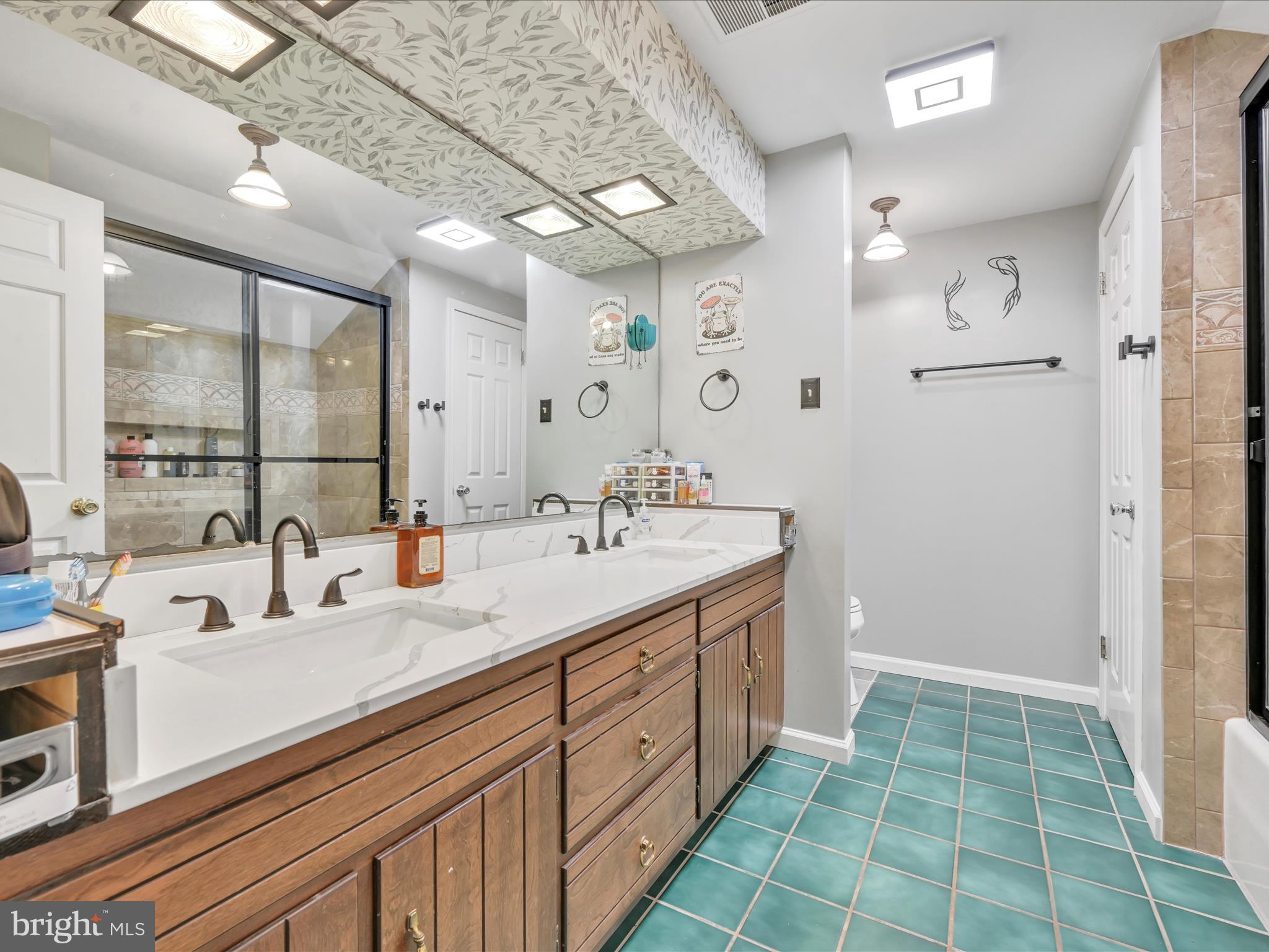 PINEBROOK - Residential